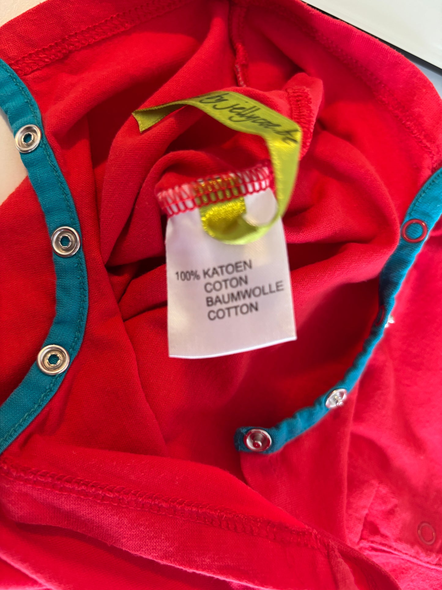 Rode eendelige zomerpyjama