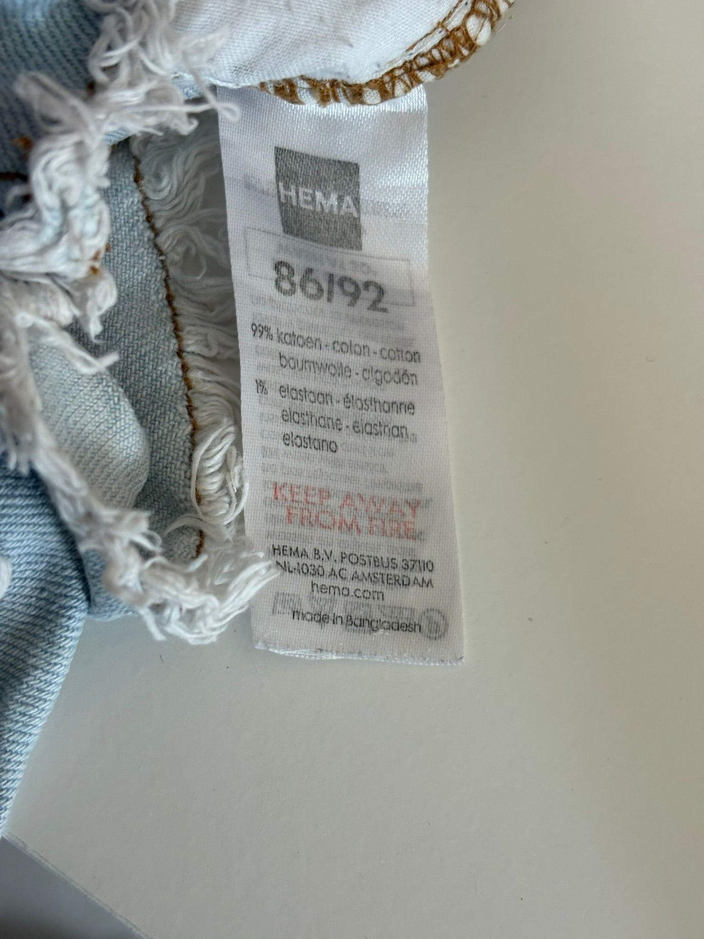 Lichtblauw jeansshortje