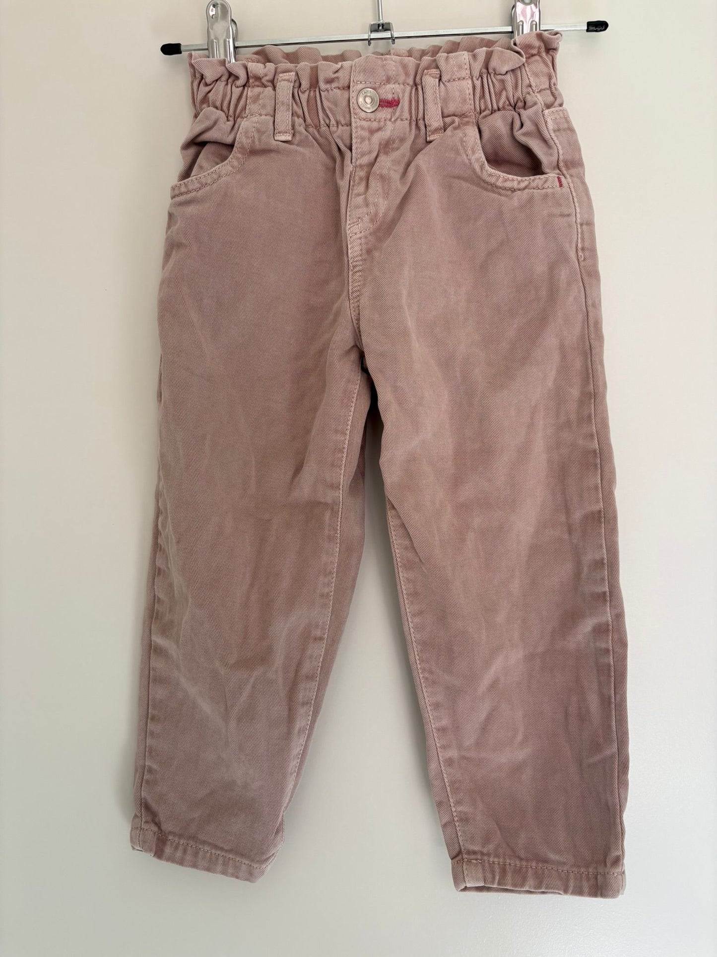 Lichtroze jeansbroek