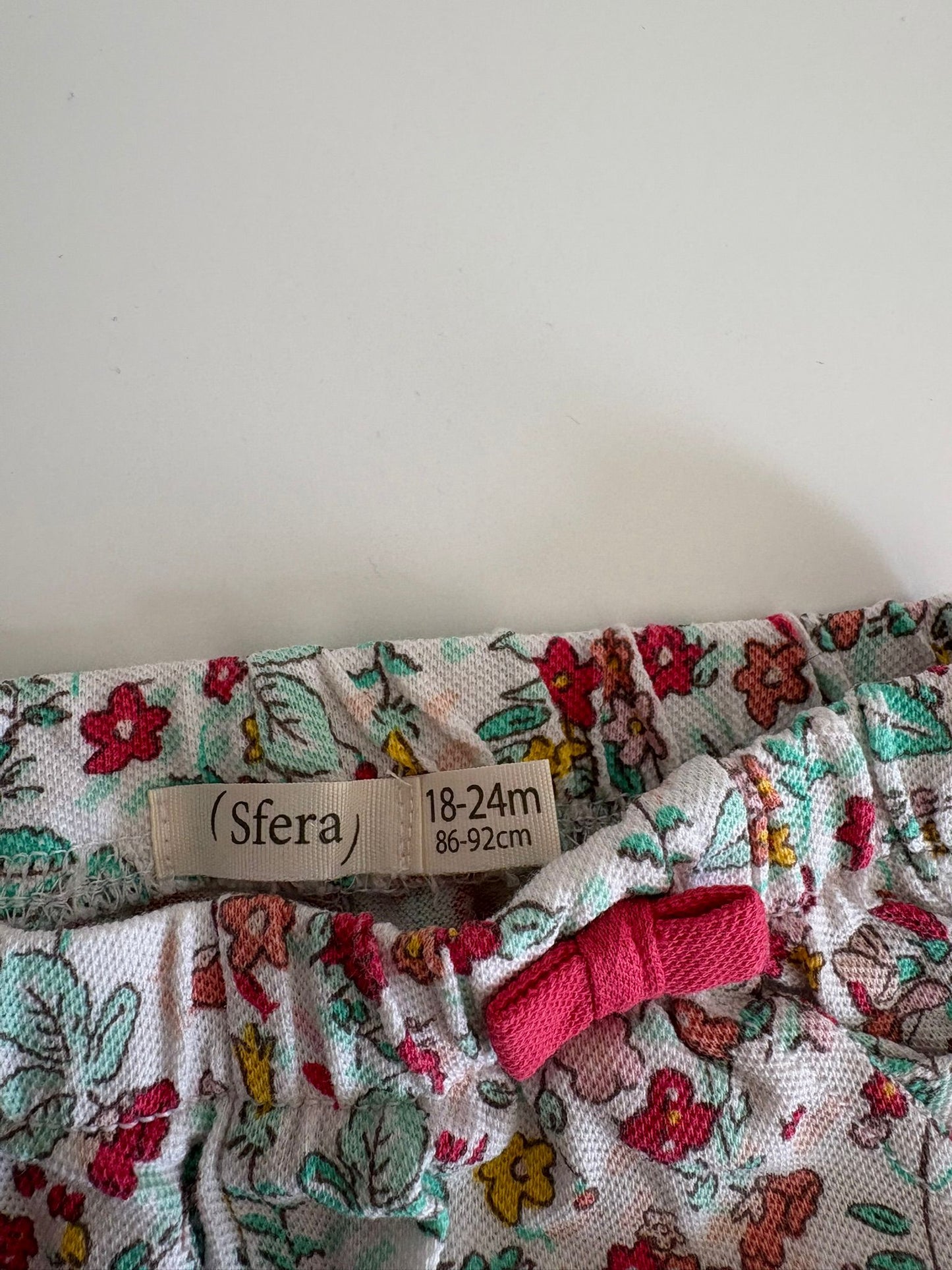 Setje: T-shirt en twee shortjes