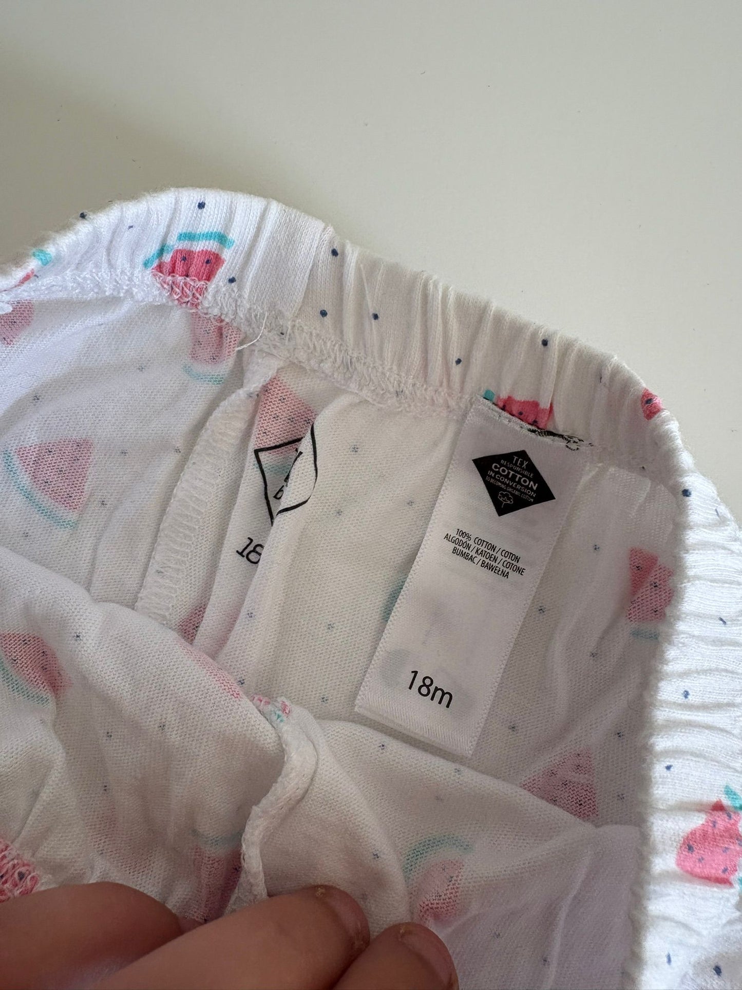 Setje: Topje en twee shortjes