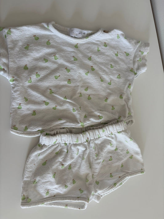 Wit setje met peertjes