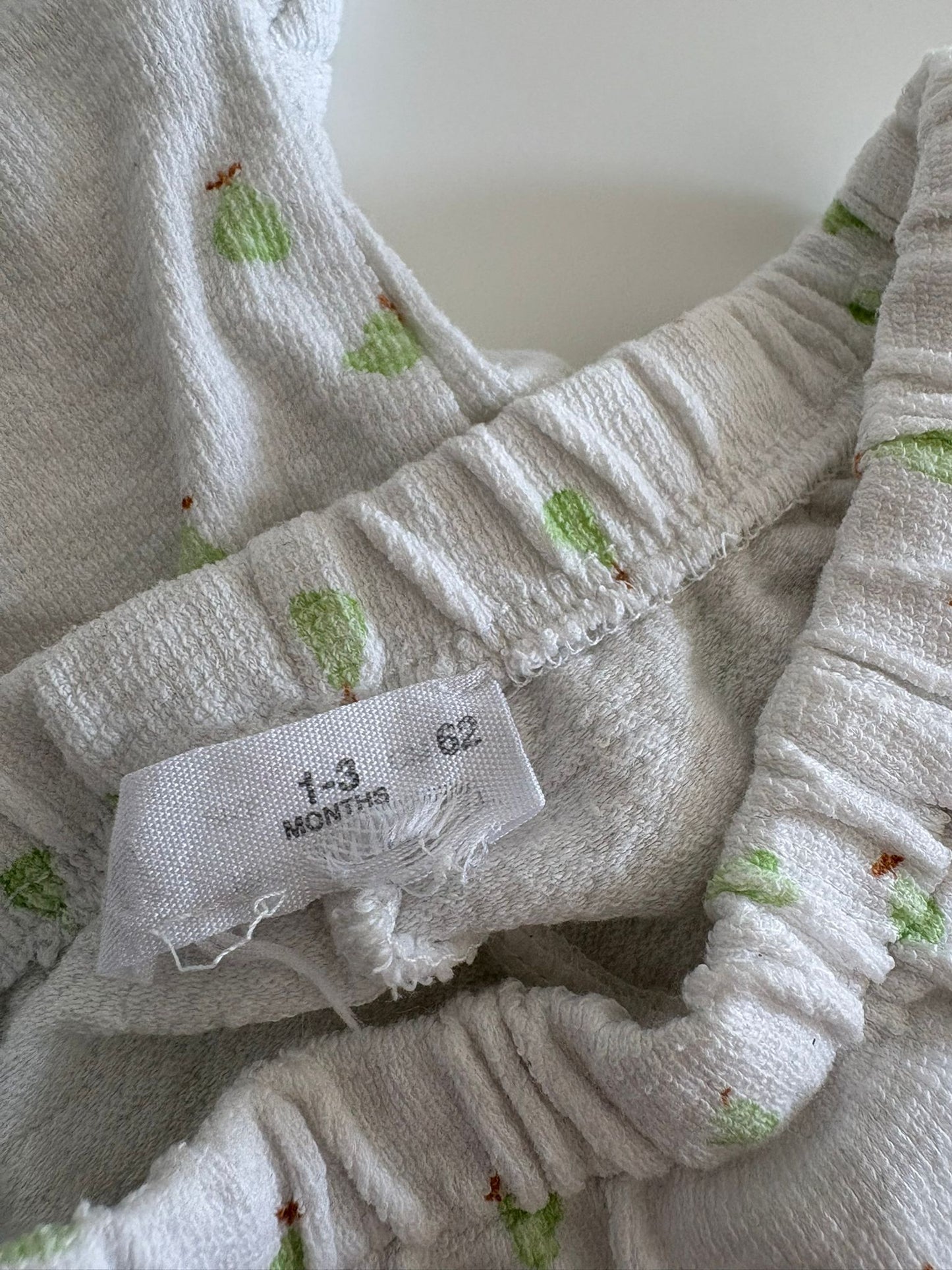 Wit setje met peertjes