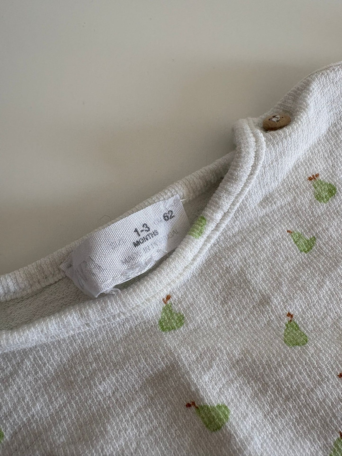 Wit setje met peertjes