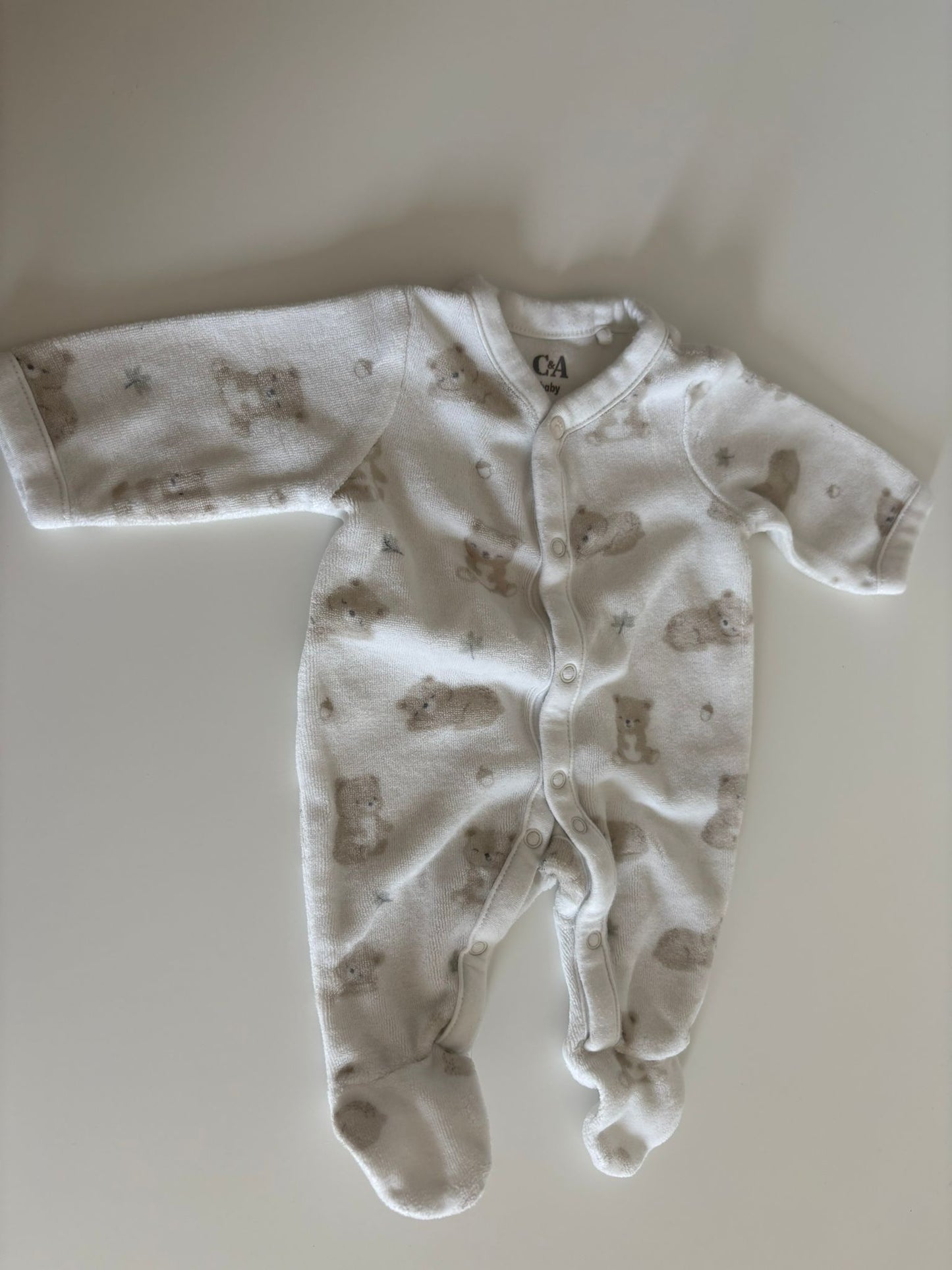 Witte eendelige winterpyjama met beertjes