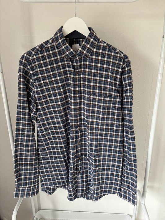 Blauw geruite hemd