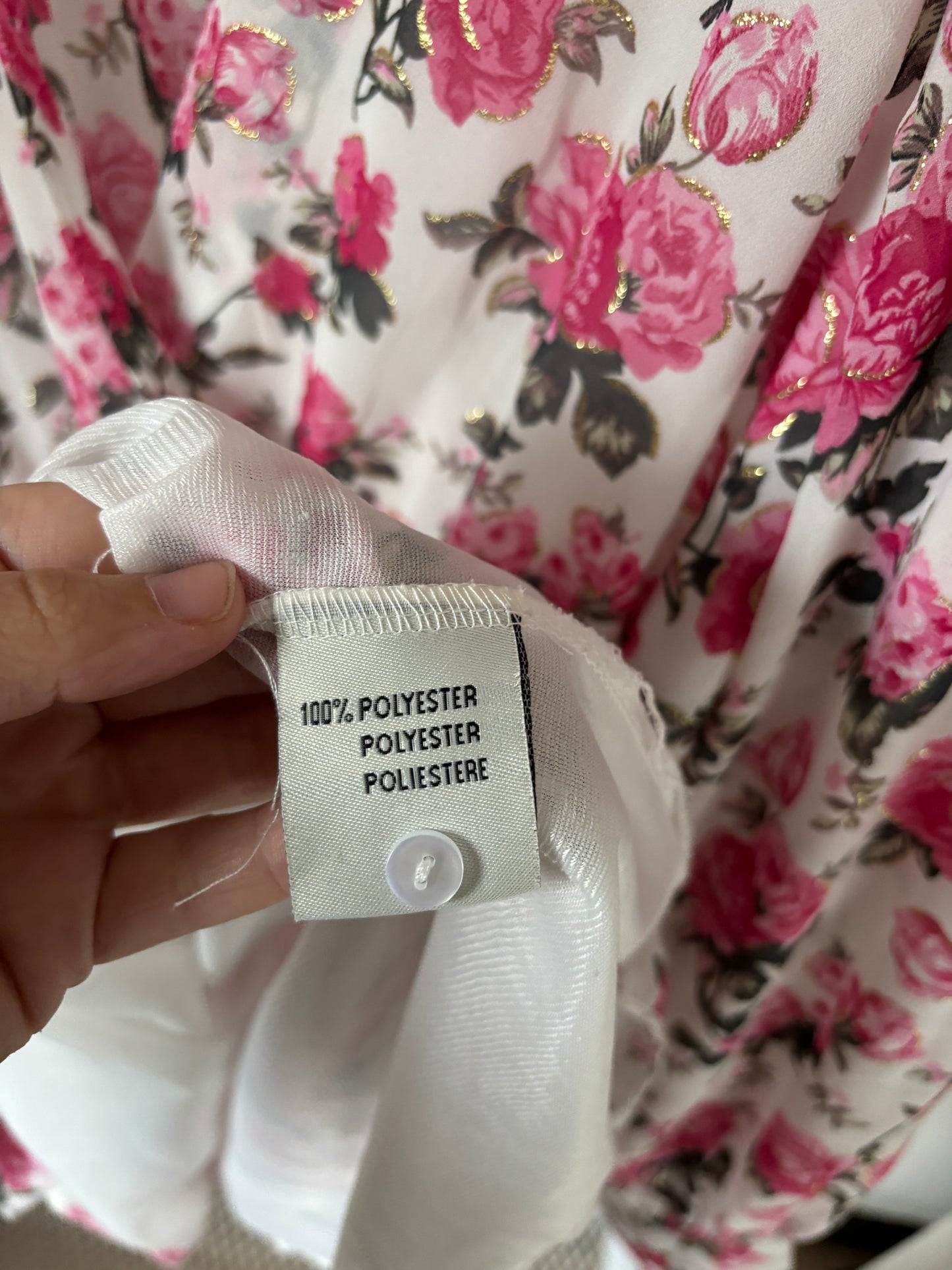 Witte jurk met rozen