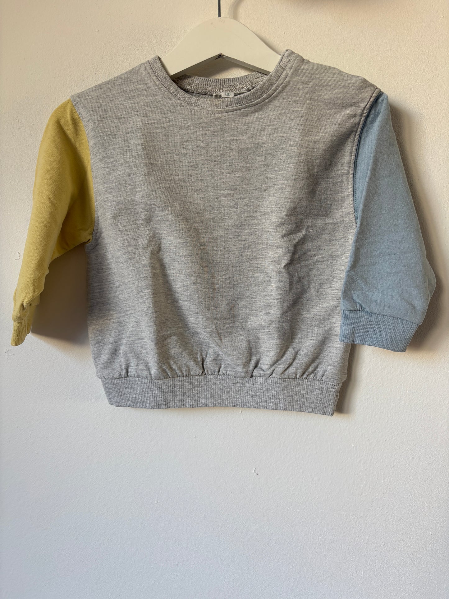 JBC sweatshirt 86 - goede staat 💸