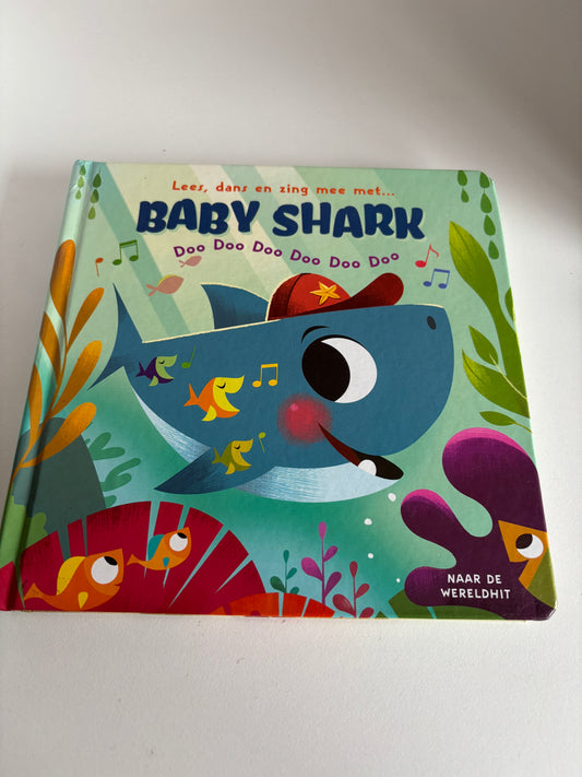 Lees, dans en zing mee met babyshark