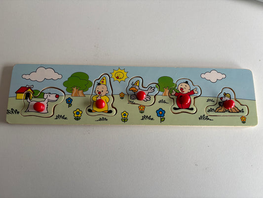 Houten knoppenpuzzel Bumba