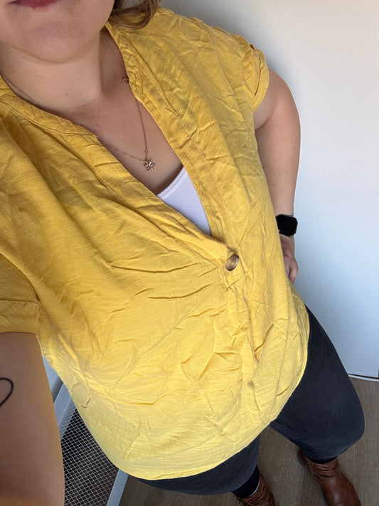 Gele blouse