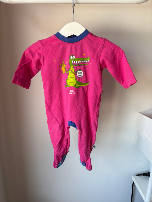 Eendelige roze pyjama