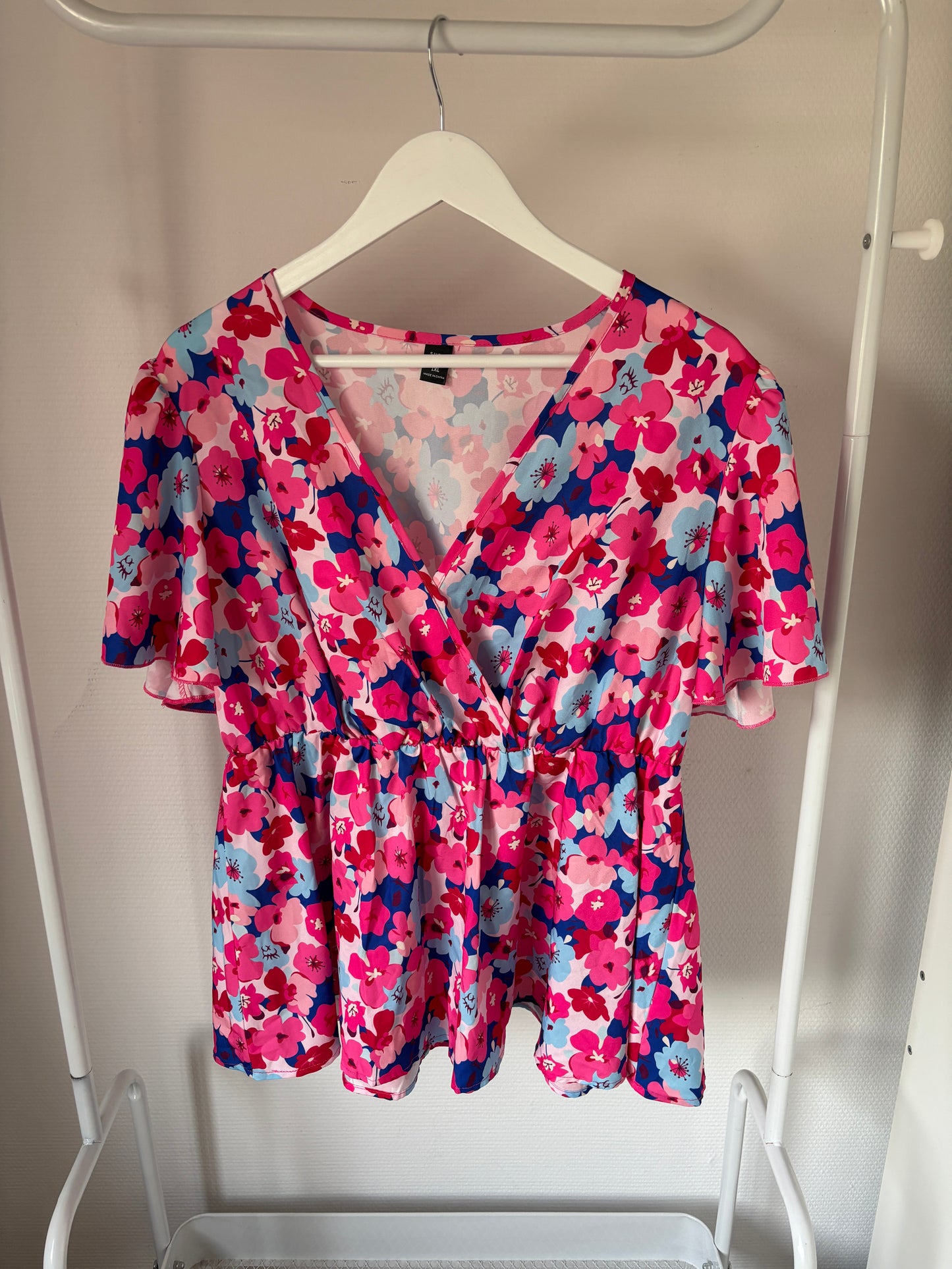 Roze bloemenblouse