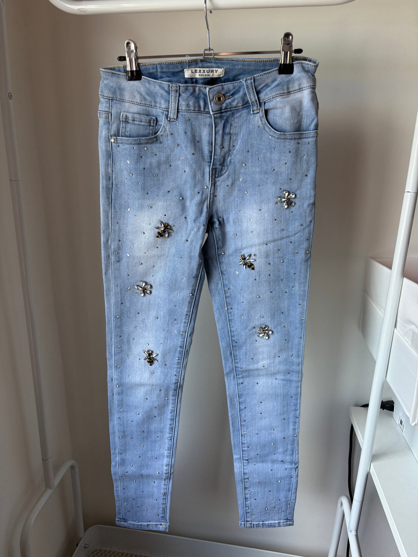 Jeansbroek met leuke details