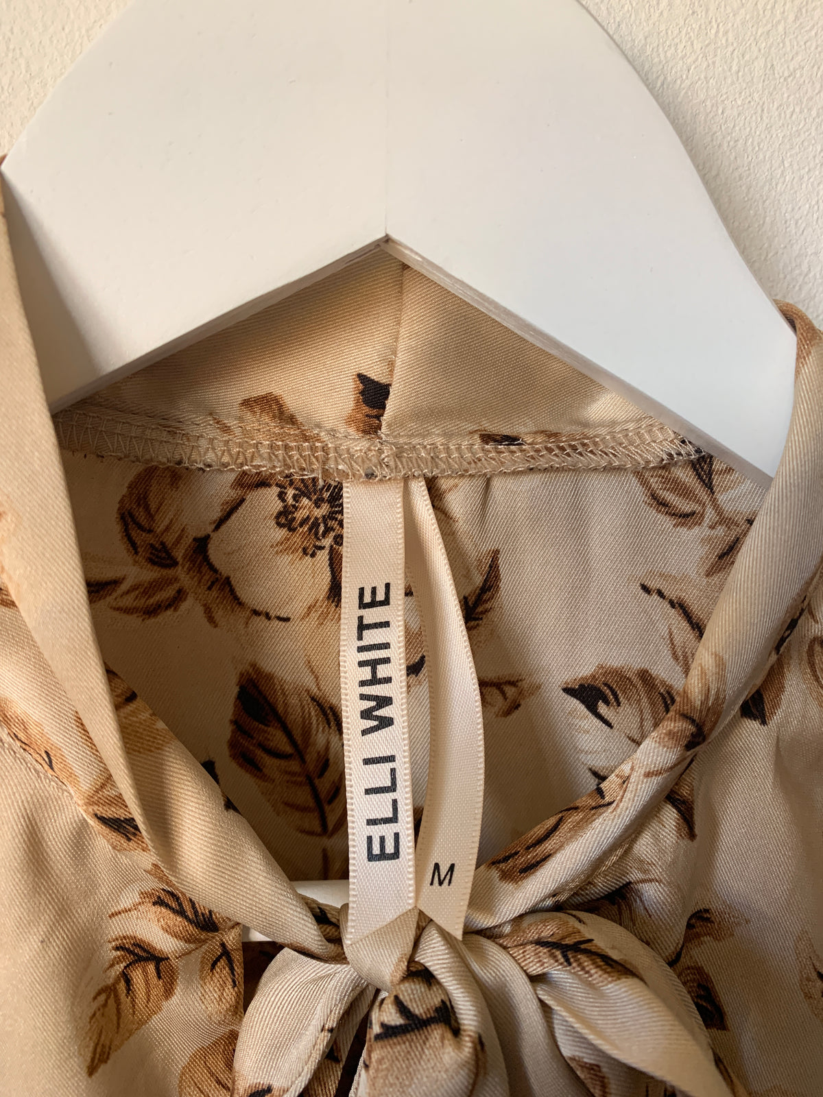 Beige blouse | Elli White | M
