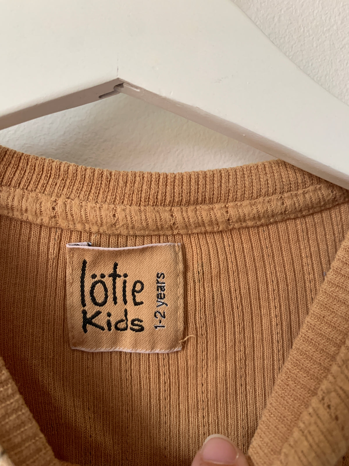 Beige trui | Lötie Kids | 86/92