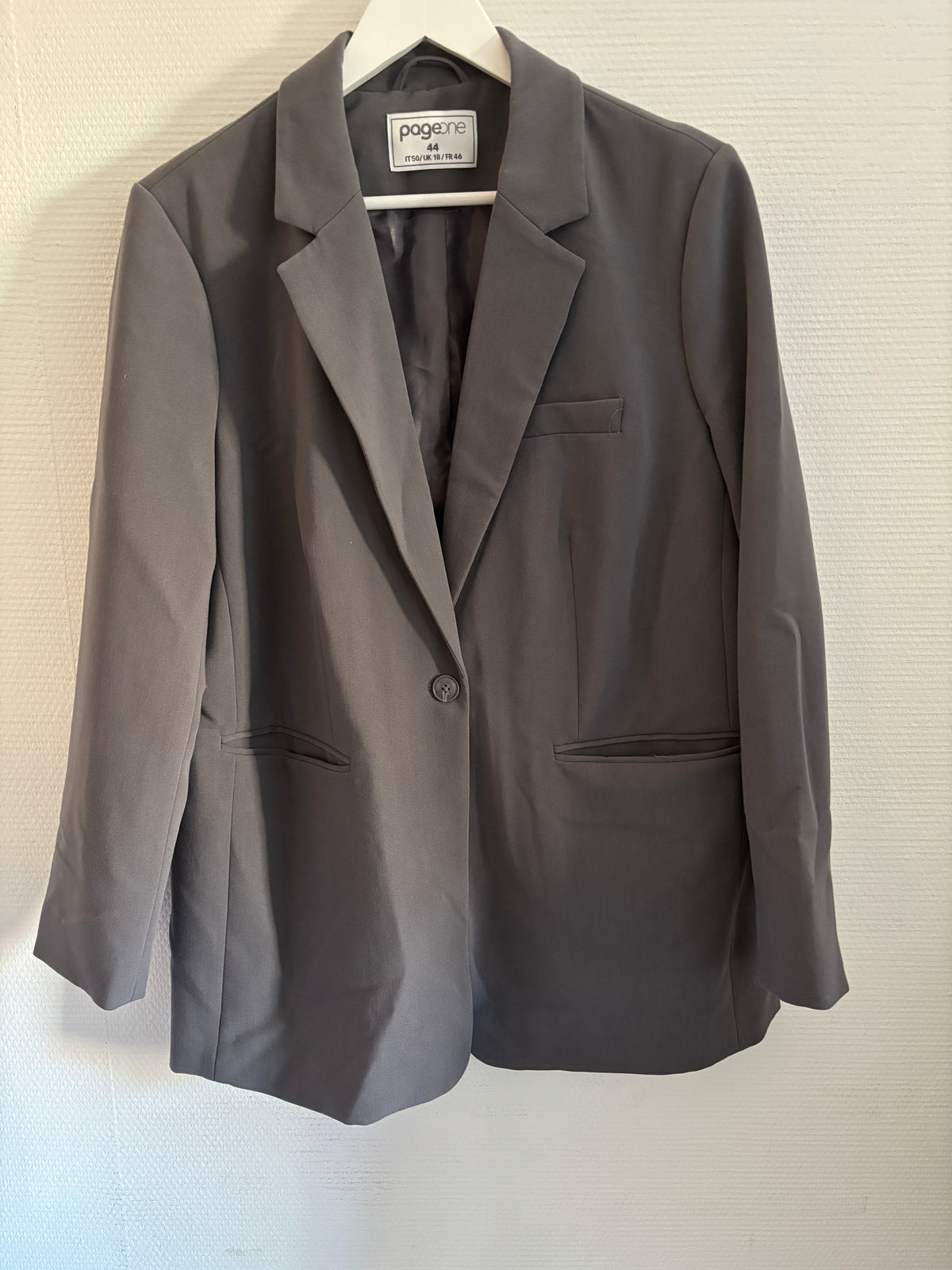 Donkergrijze blazer | PageOne | 44