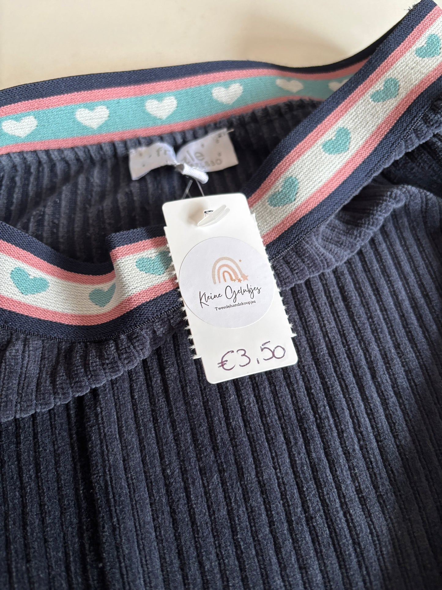 Marineblauwe ribfluwelen rokje