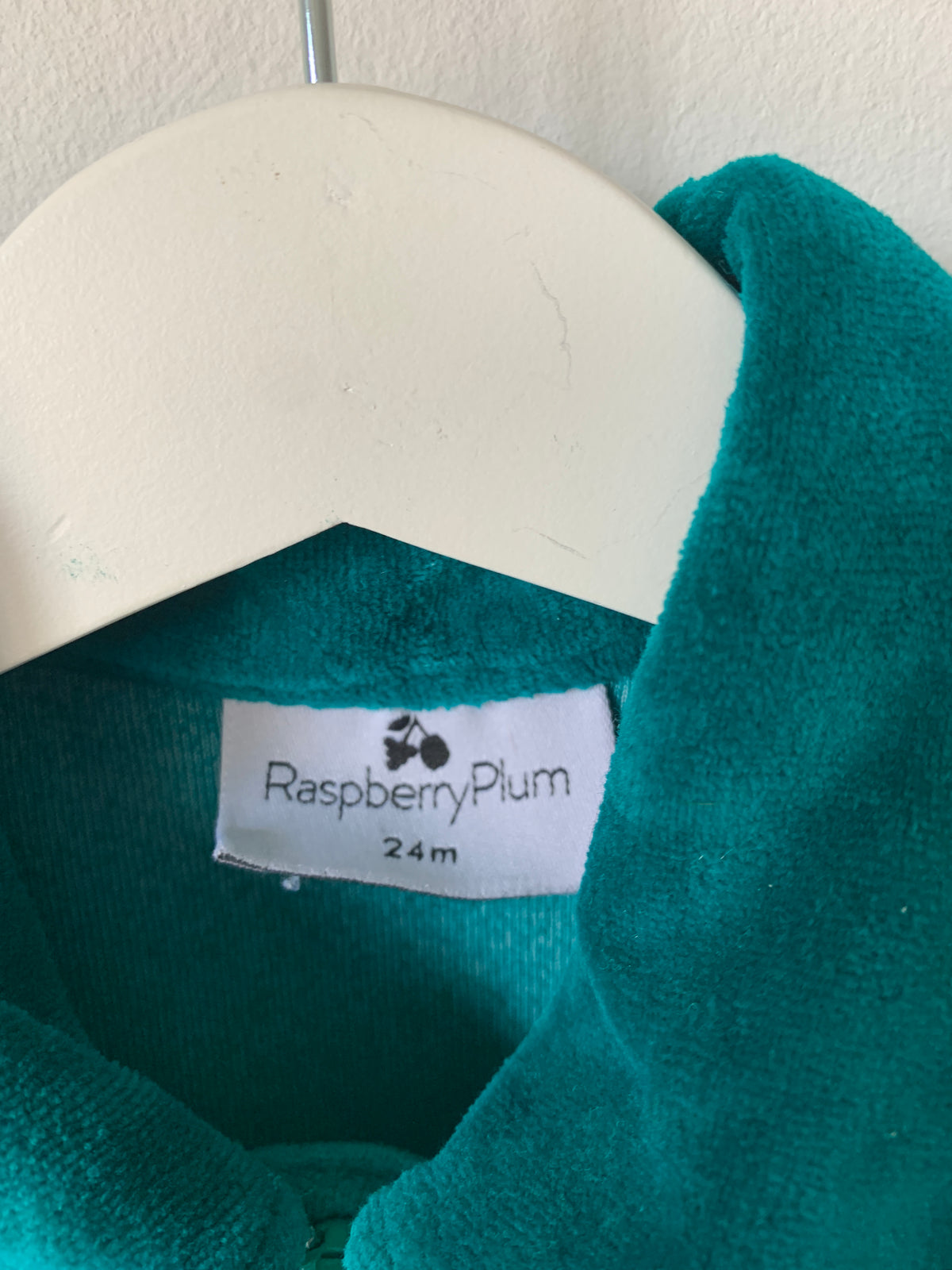 Groen pakje | Raspberry Plum | 92
