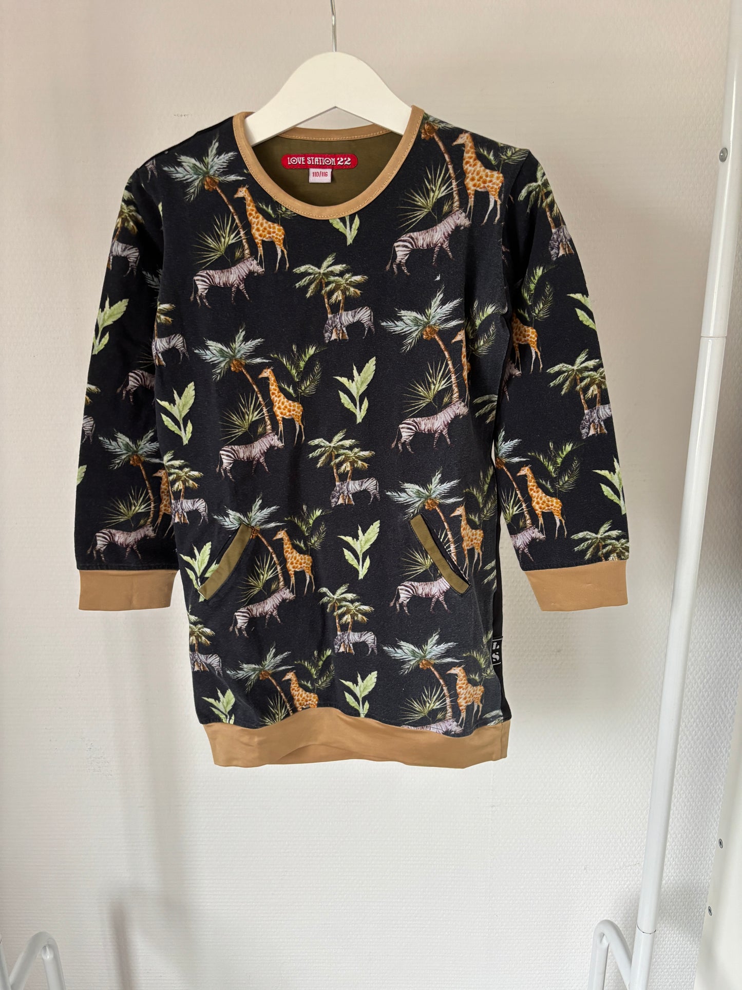 Jurk met giraf en zebra