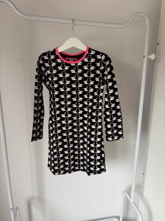 Zwarte jurk met ganzen