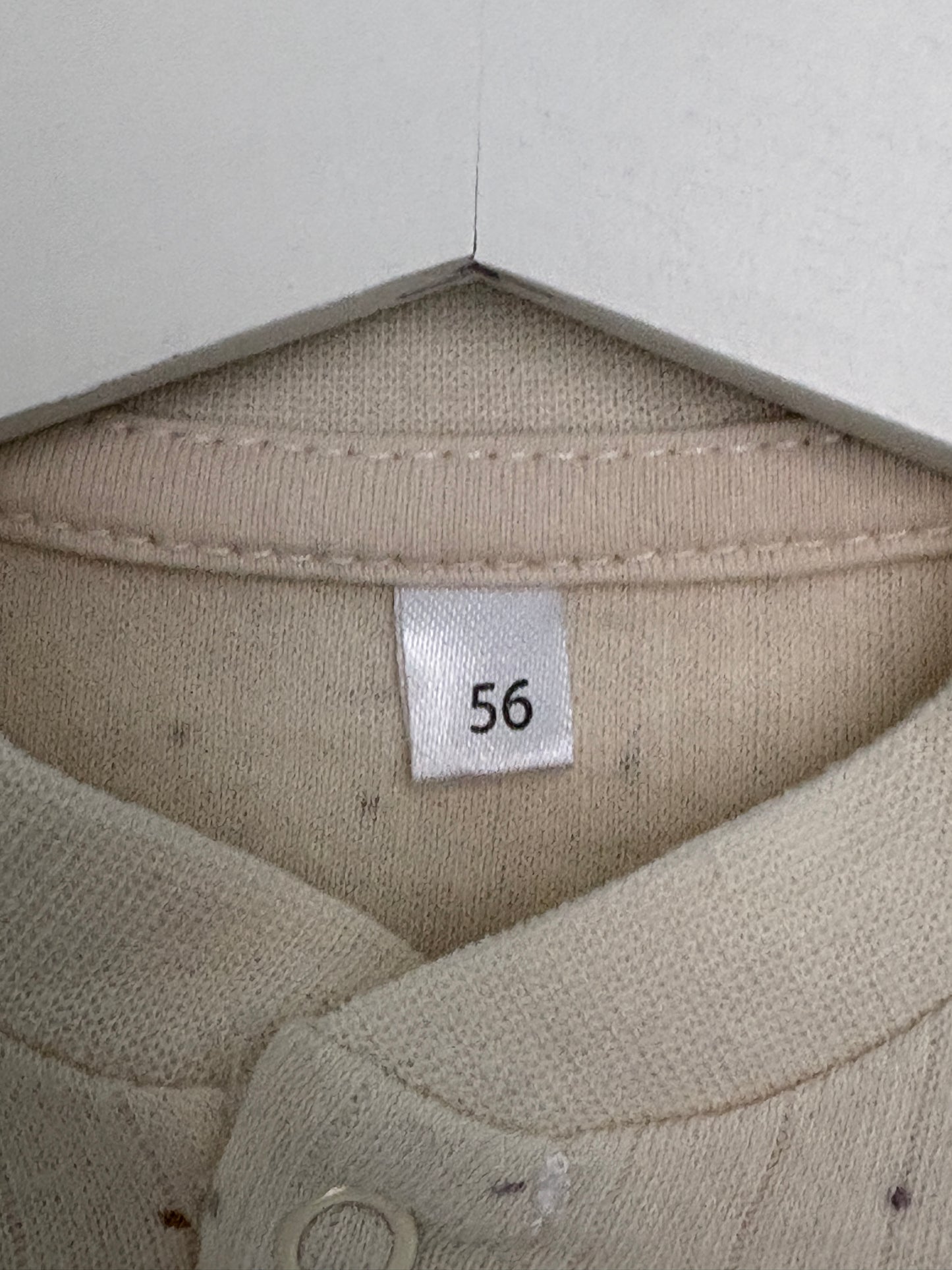 Gestippeld boxpakje en bijpassend mutsje