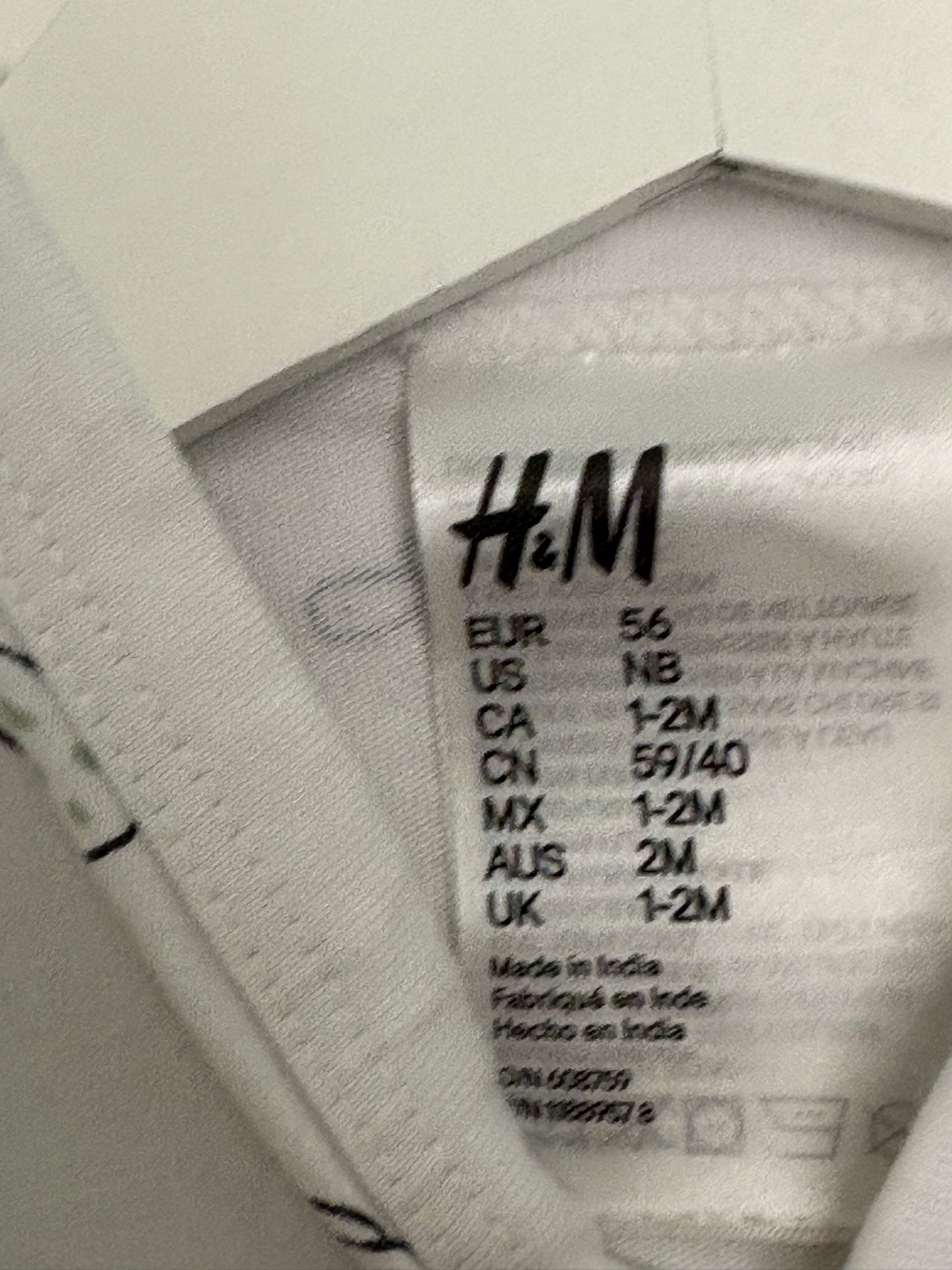 Witte eendelige pyjama met schildpadjes