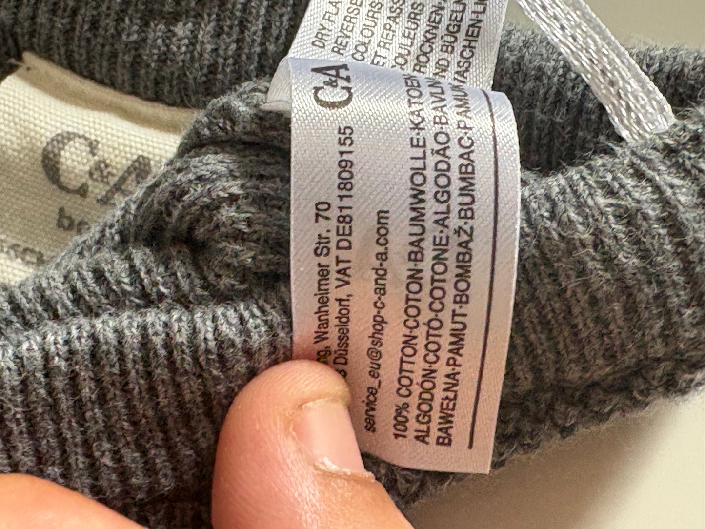 Grijs setje: truitje en broekje