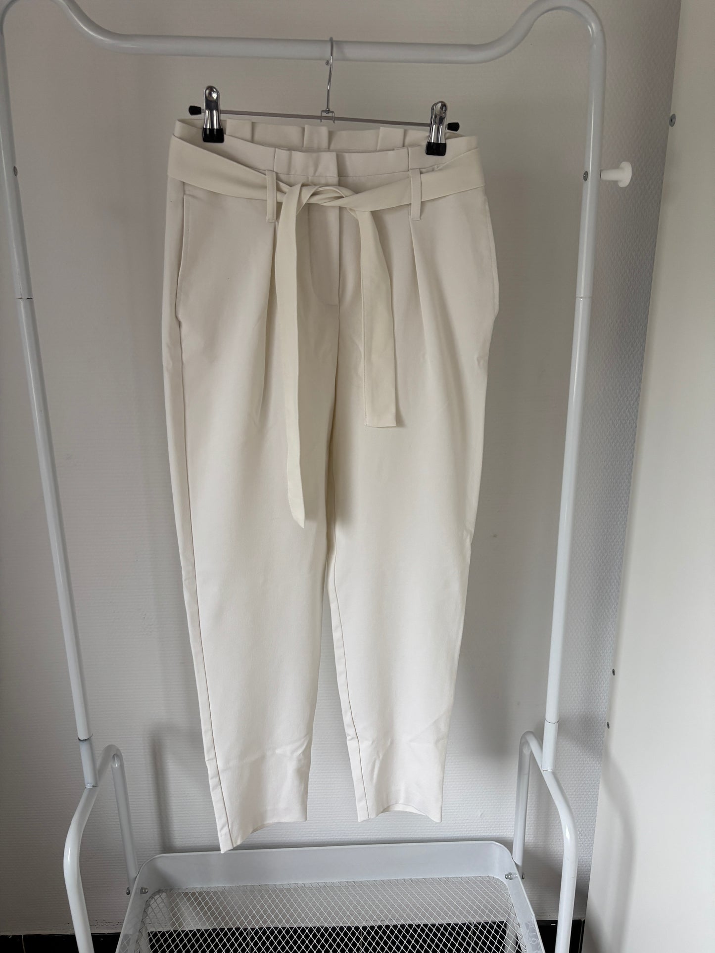 Witte geklede broek