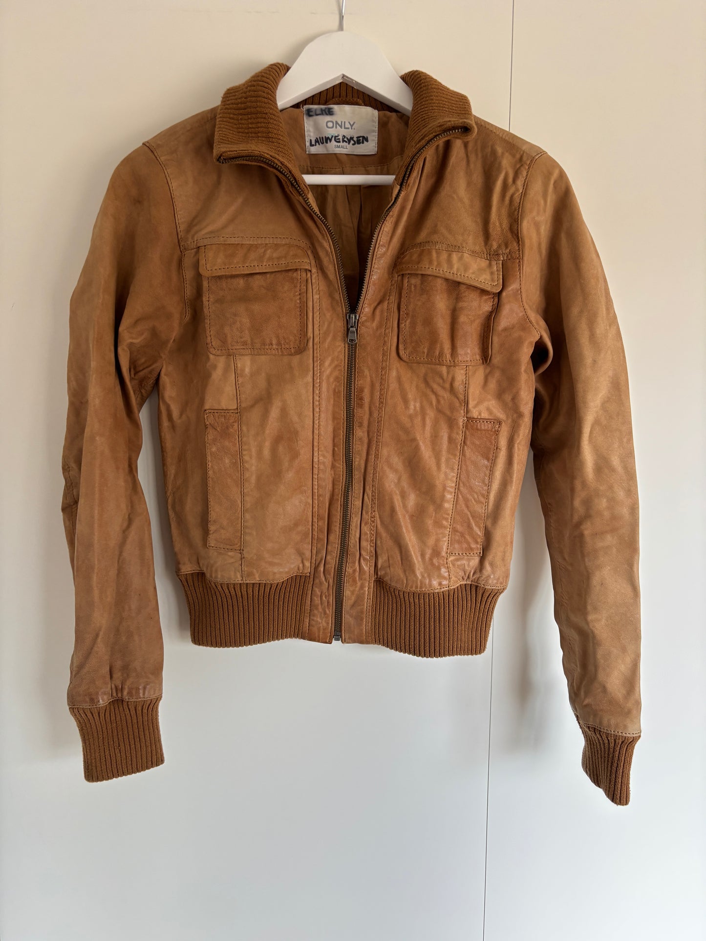 Lichtbruine lederen jas