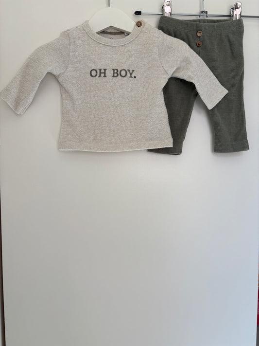 Setje "Oh Boy.": longsleeve en ribbroekje