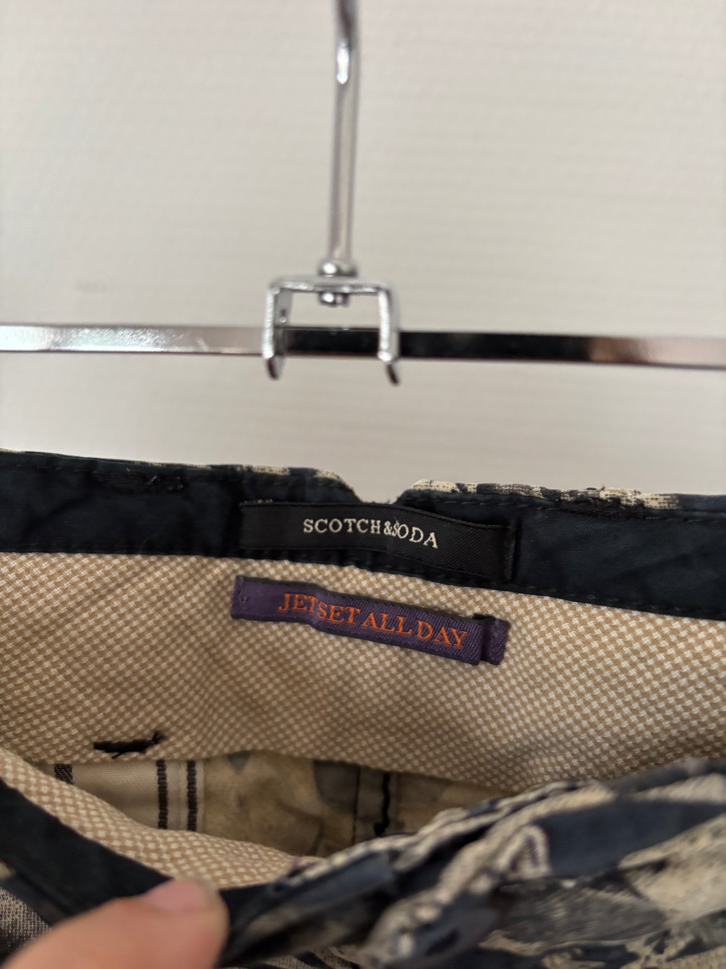 Marineblauwe/beige bermuda