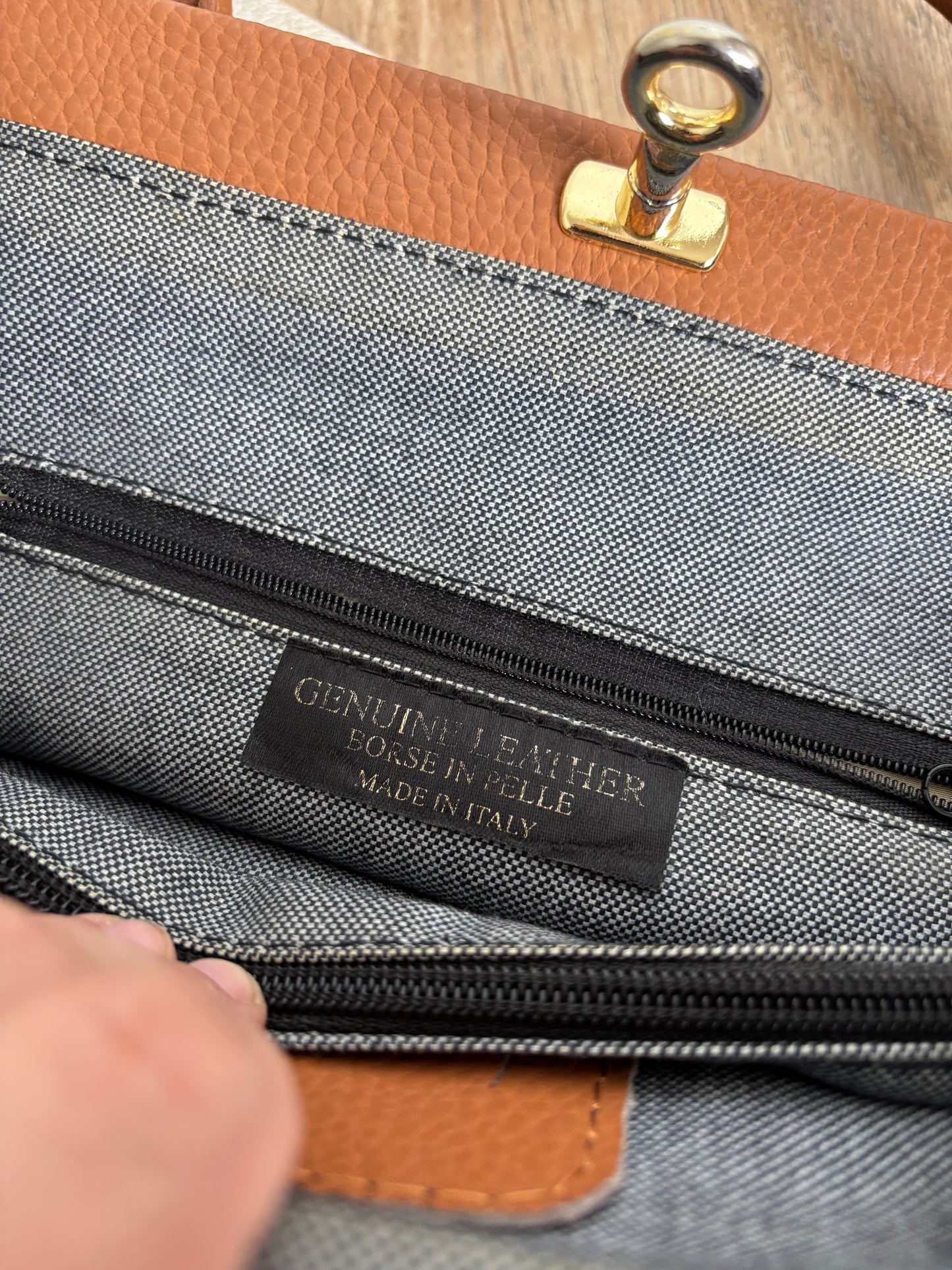 Crèmekleurige handtas