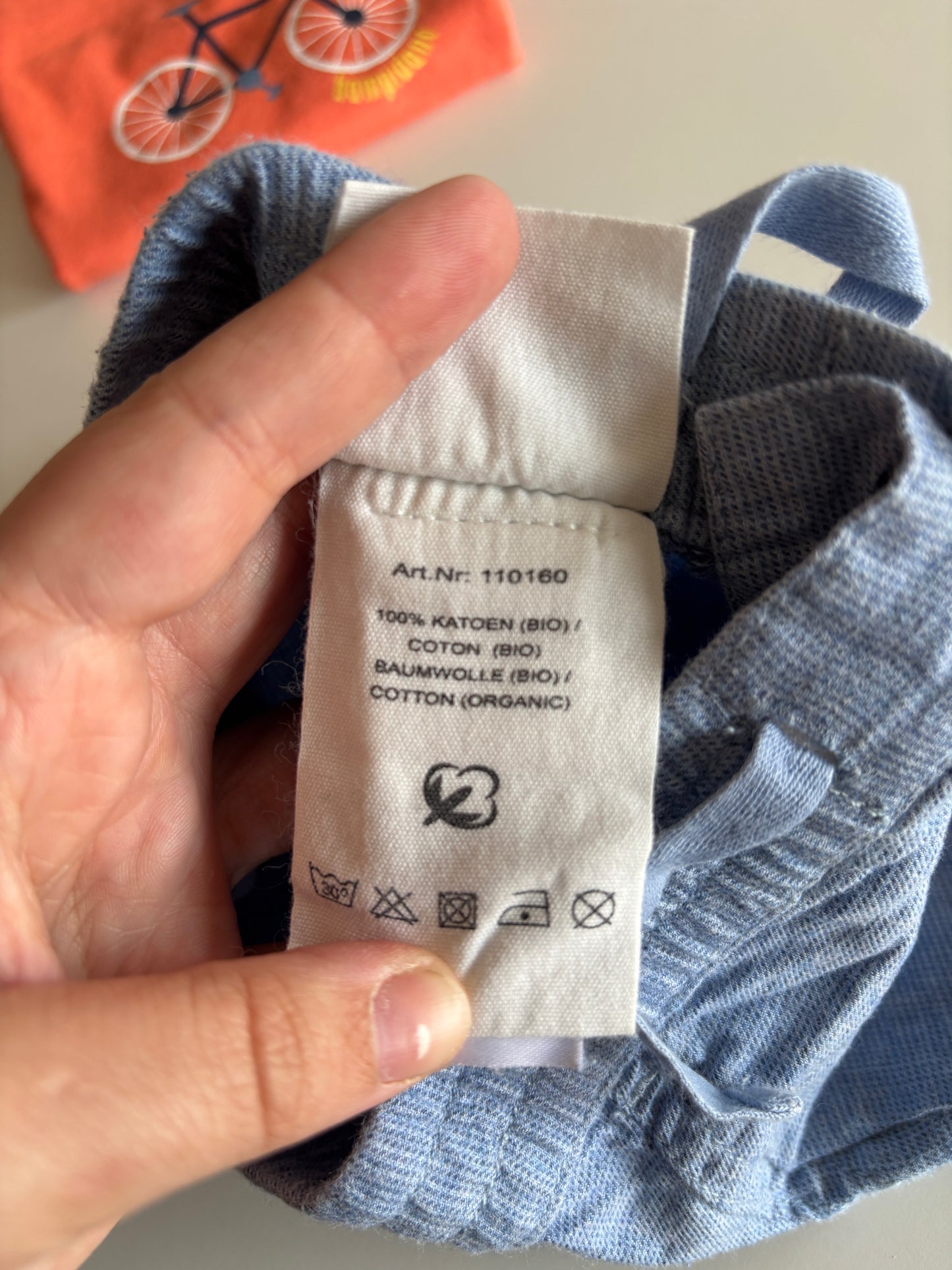 Setje: T-shirt en shortje