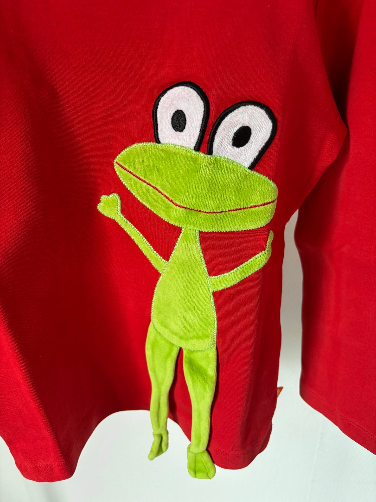 Rode longsleeve met kikker
