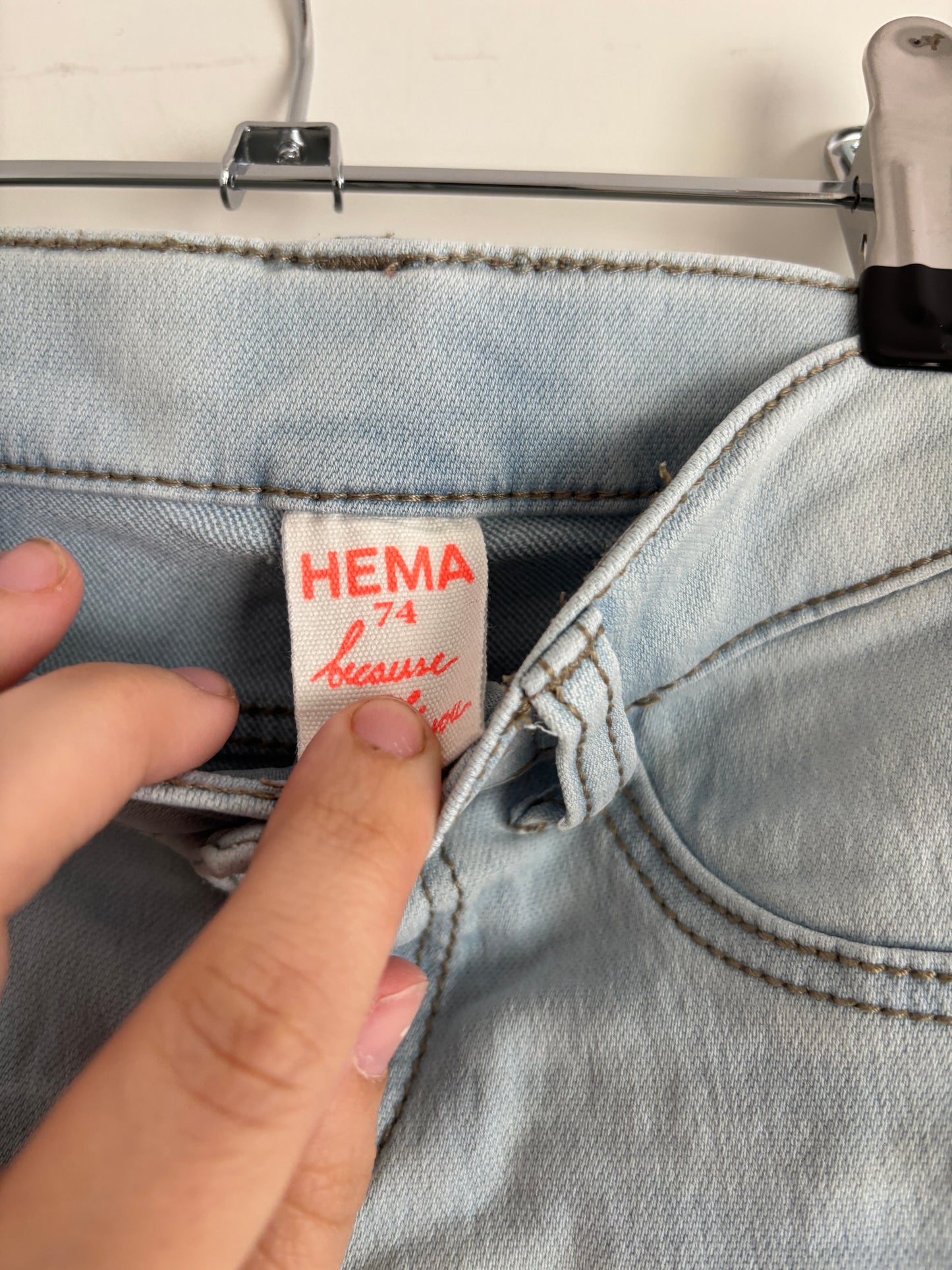 Setje: geruite hemdje en jeansbroek