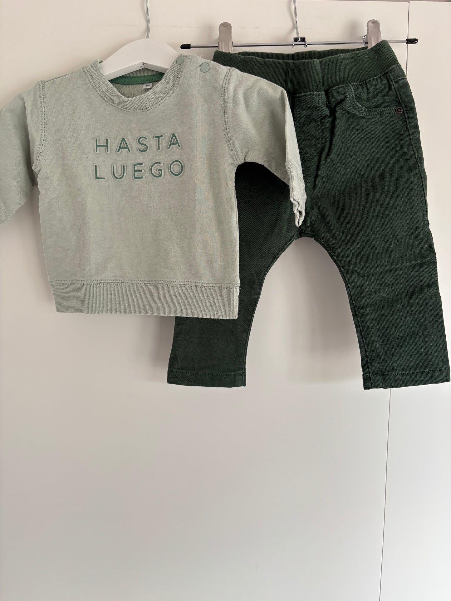 Setje: sweater en jeansbroek