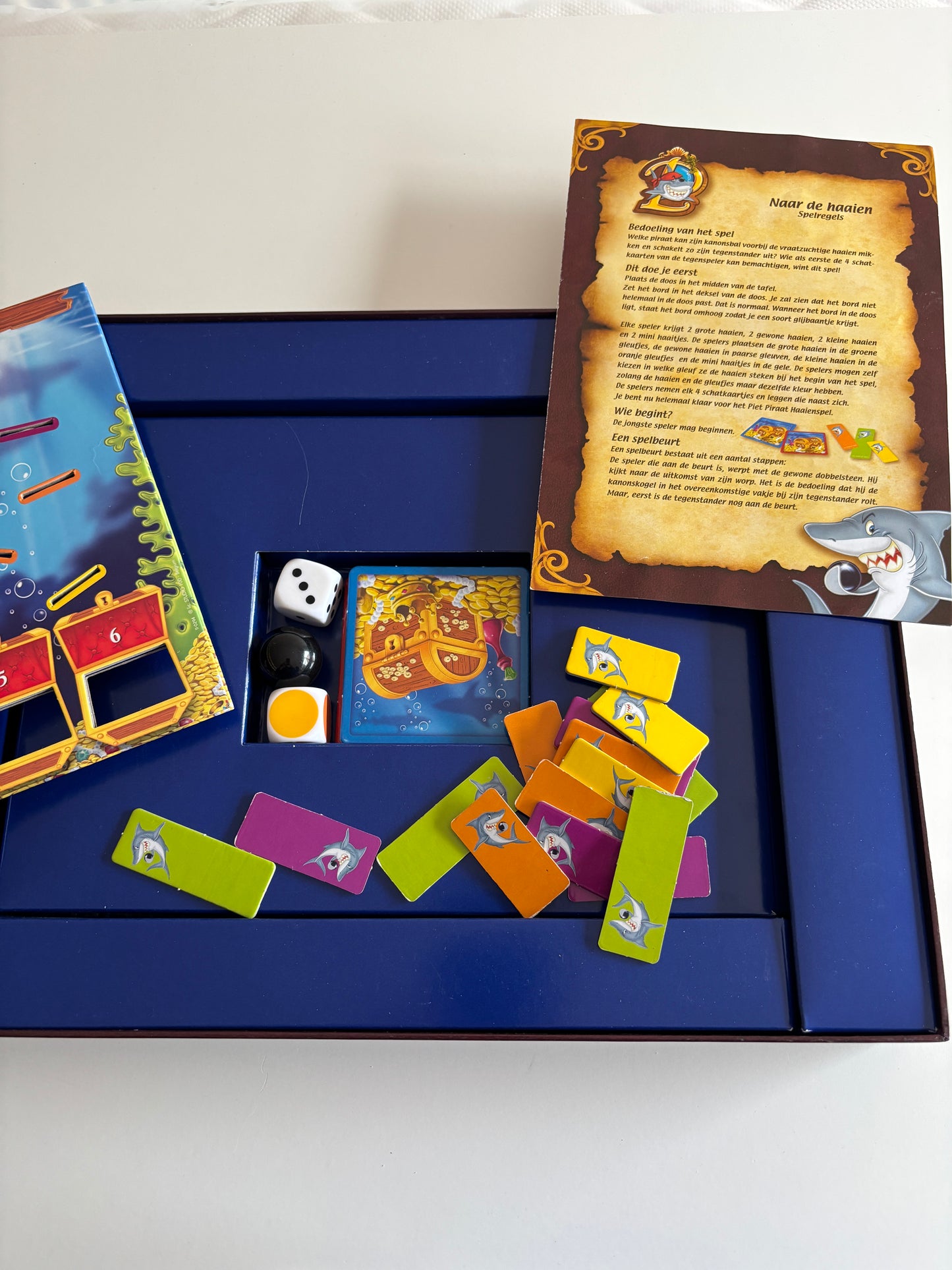 Bordspel Piet Piraat: Naar de haaien