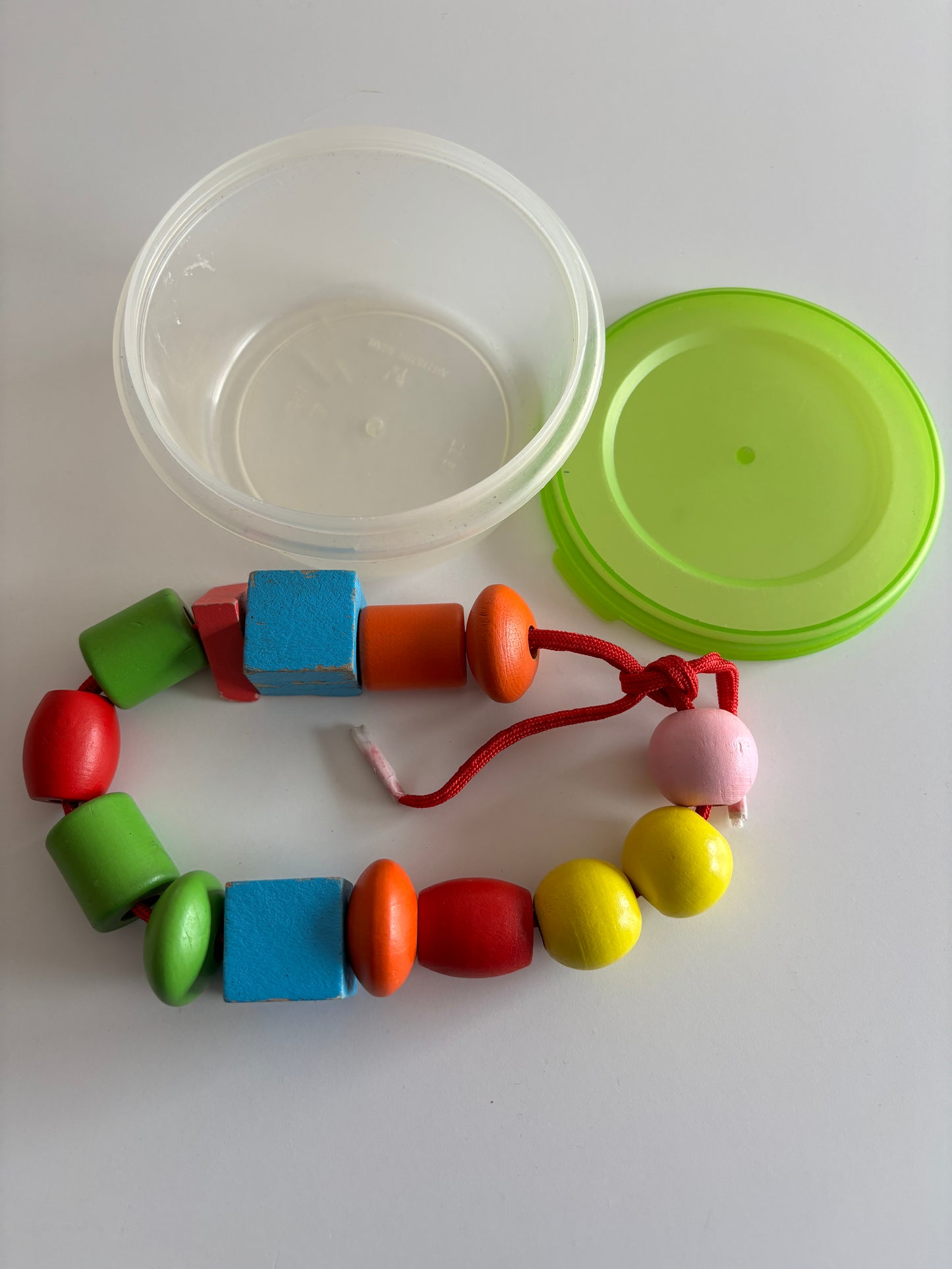 Doosje houten rijgkralen