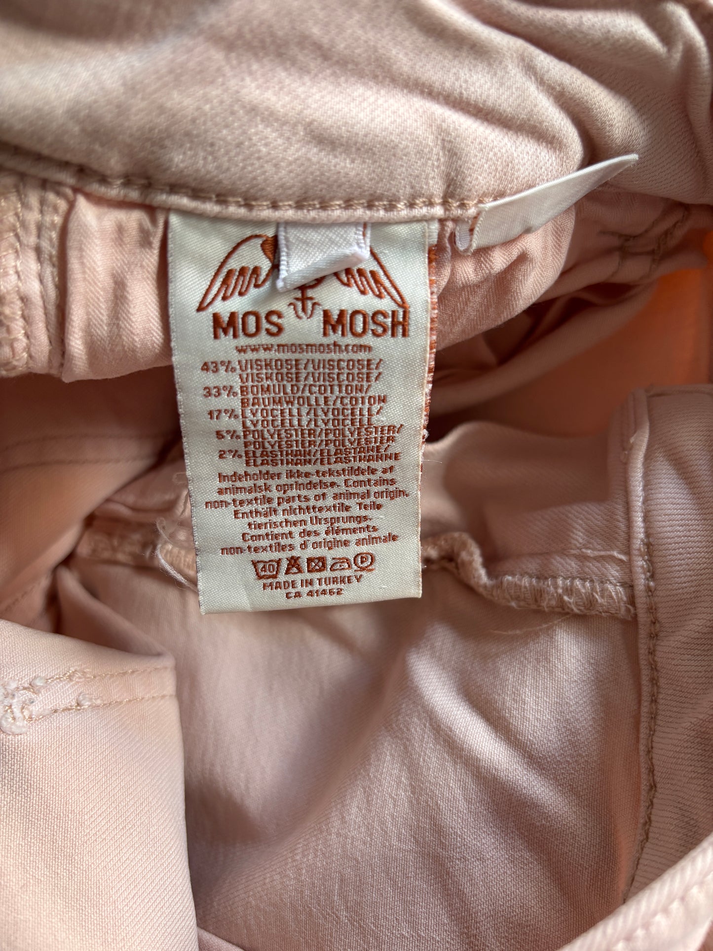 Lichtroze jeansbroek