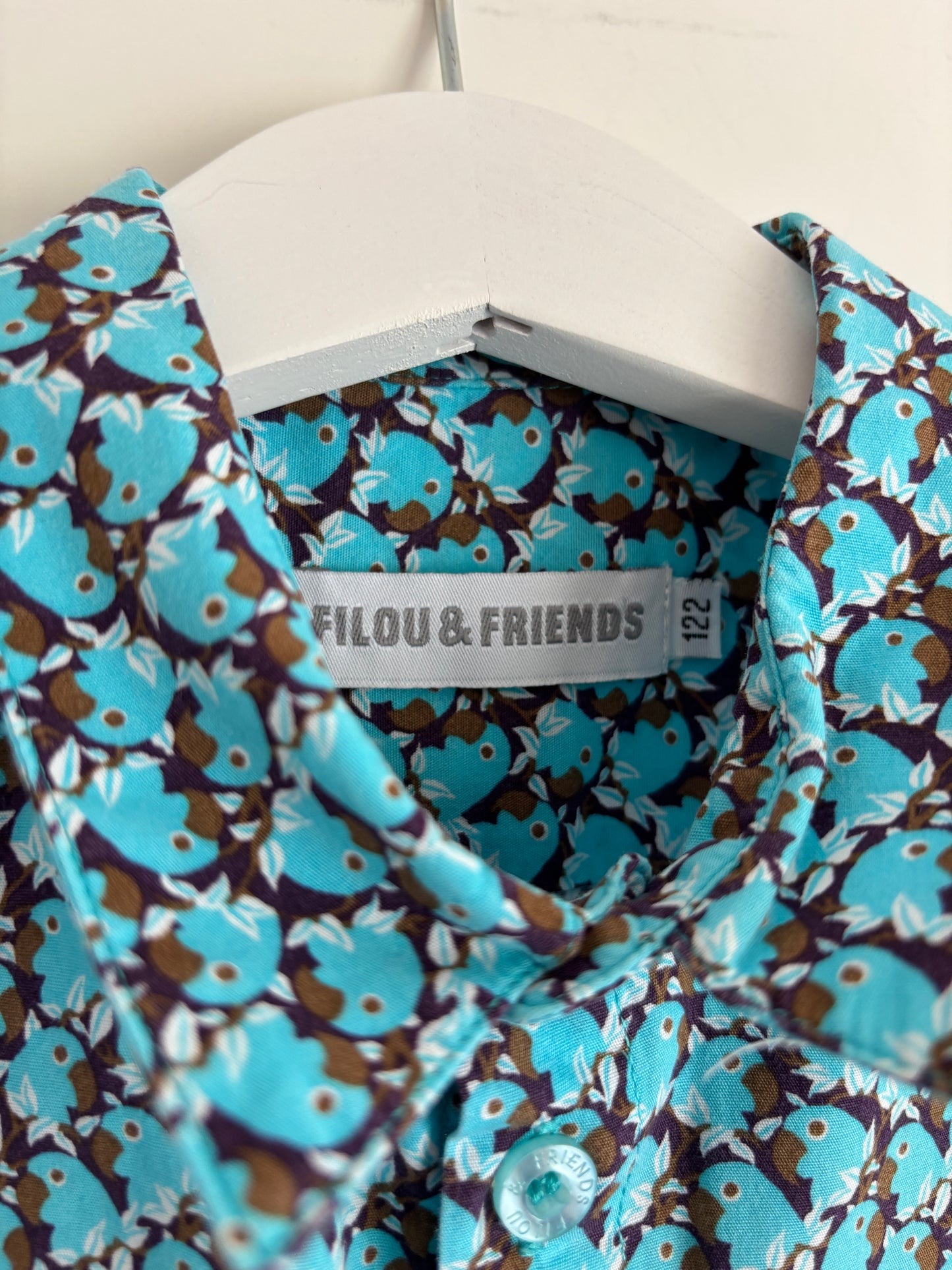 Lichtblauw hemd met korte mouwen