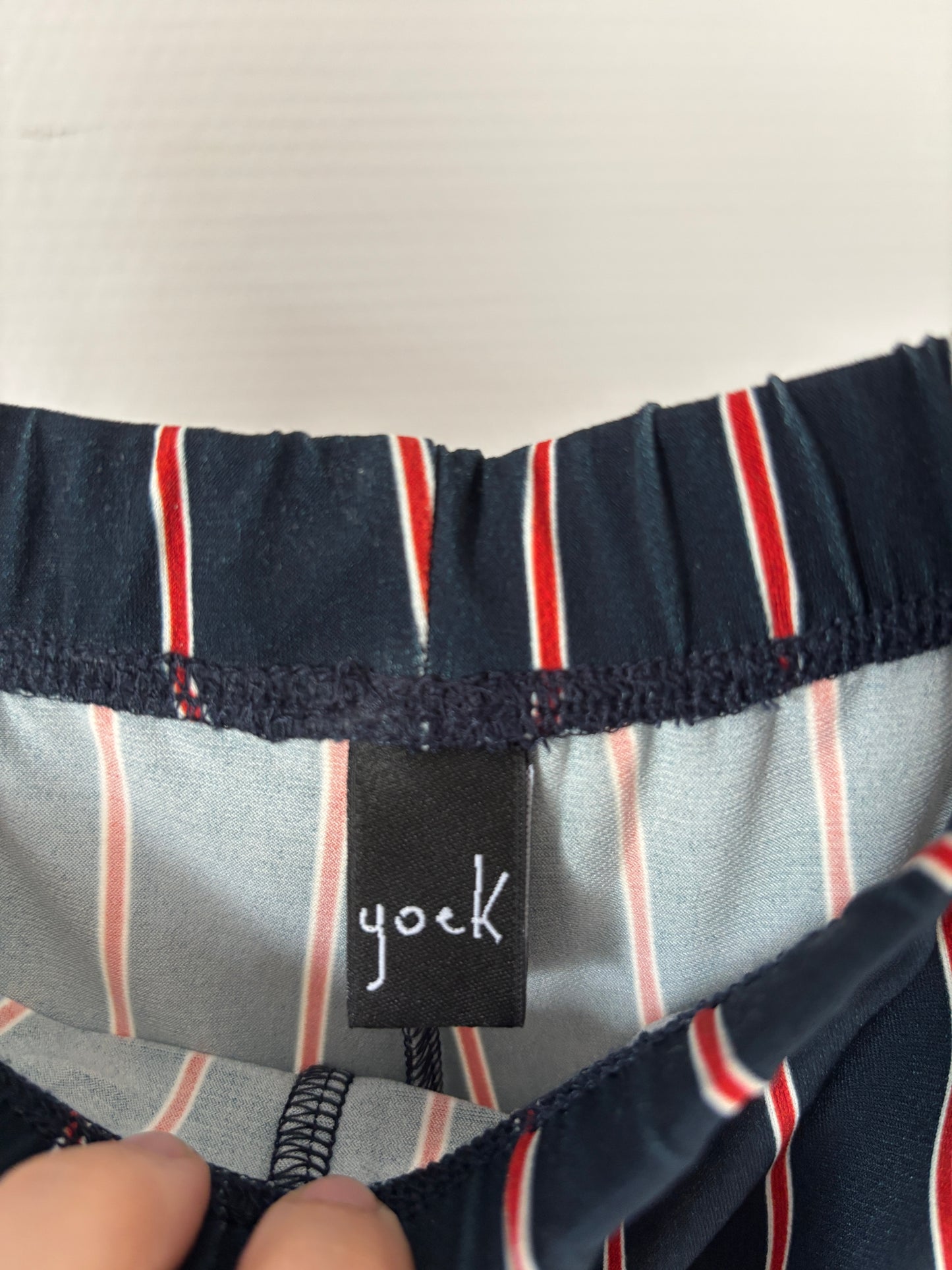 Marineblauwe gestreepte broek