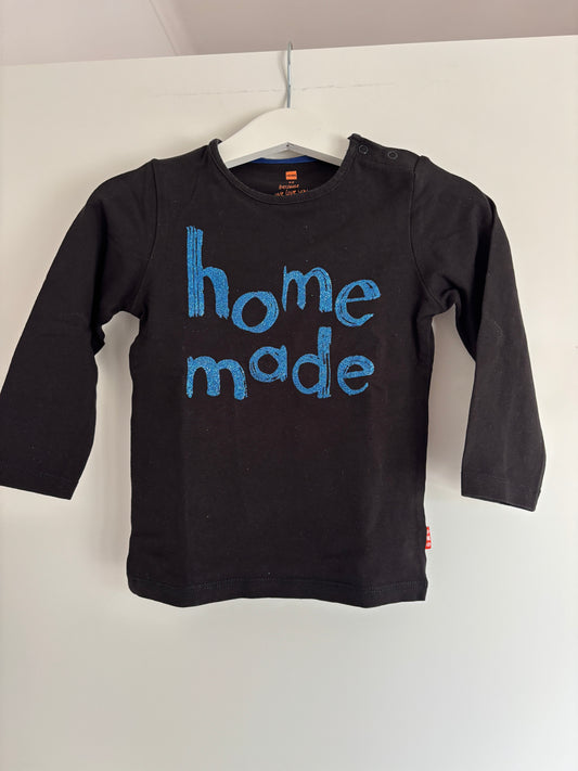 Zwarte longsleeve "Home made"
