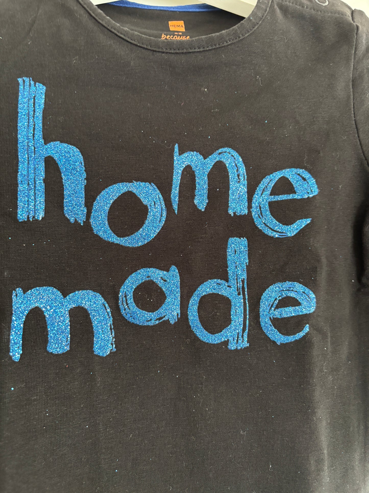 Zwarte longsleeve "Home made"