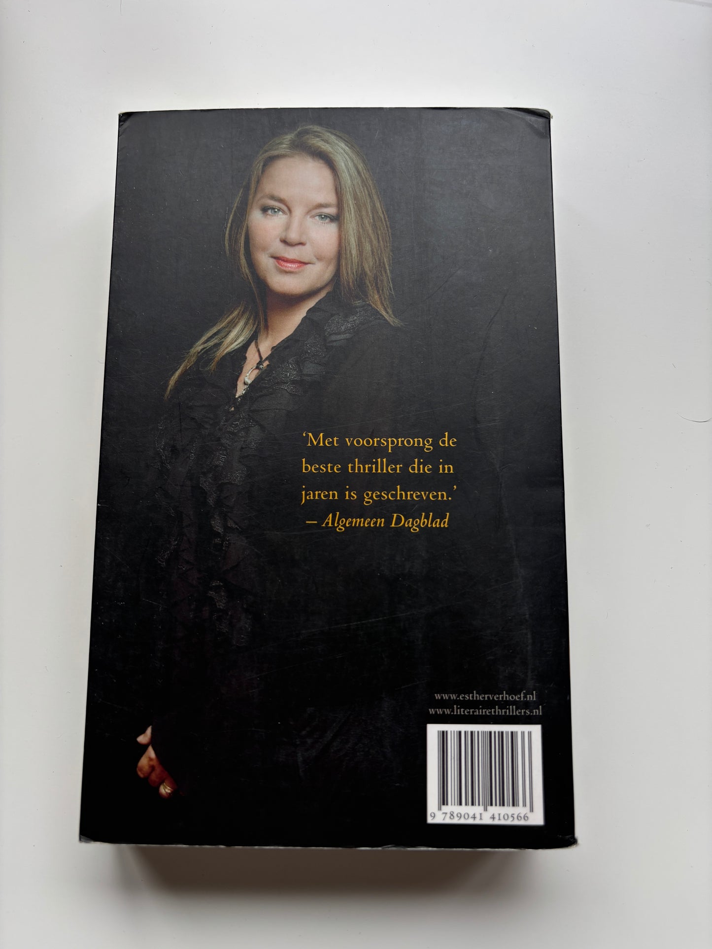 Esther Verhoef - Close-up