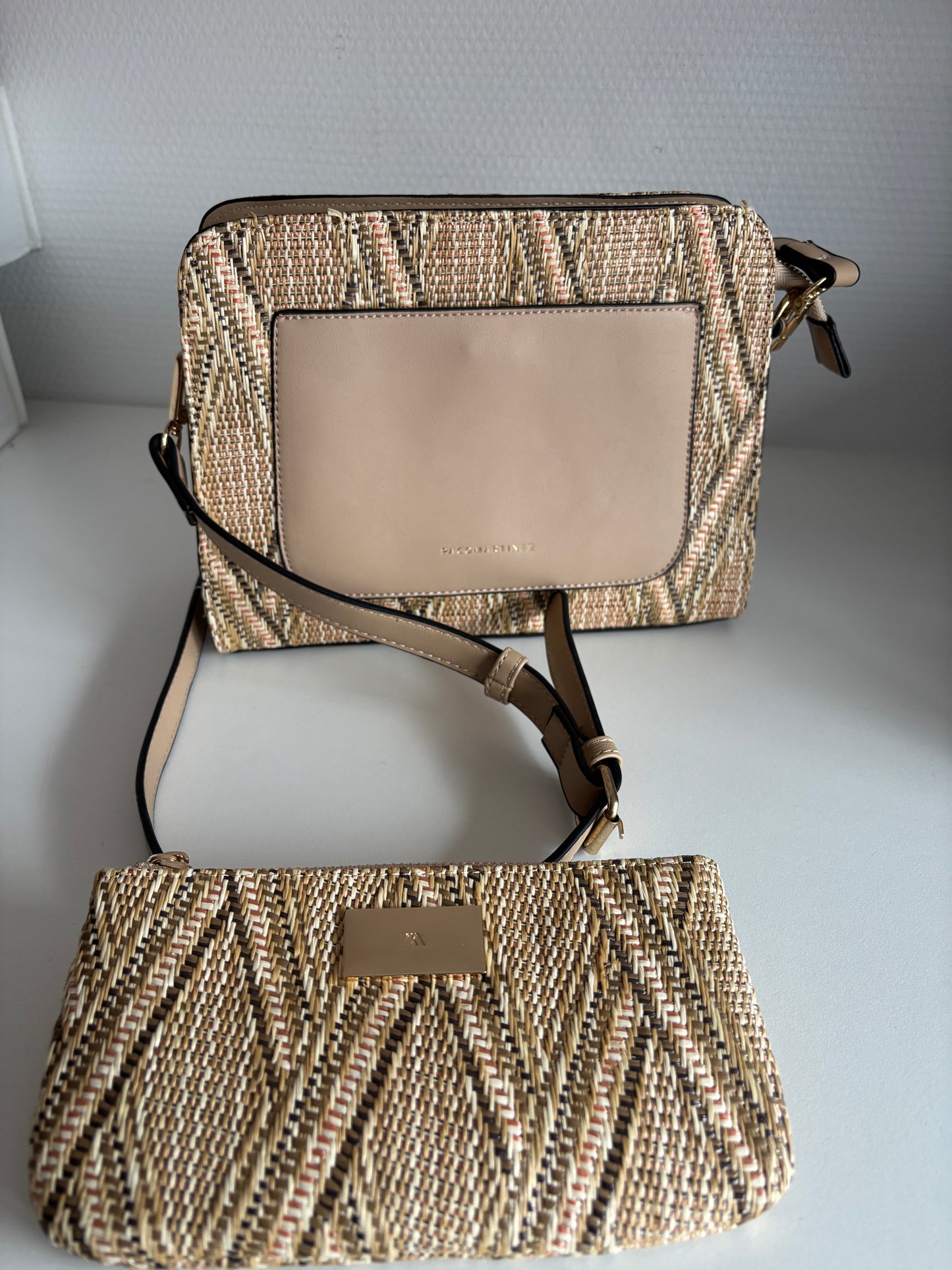 Beige schoudertas + bijhorende portemonnee