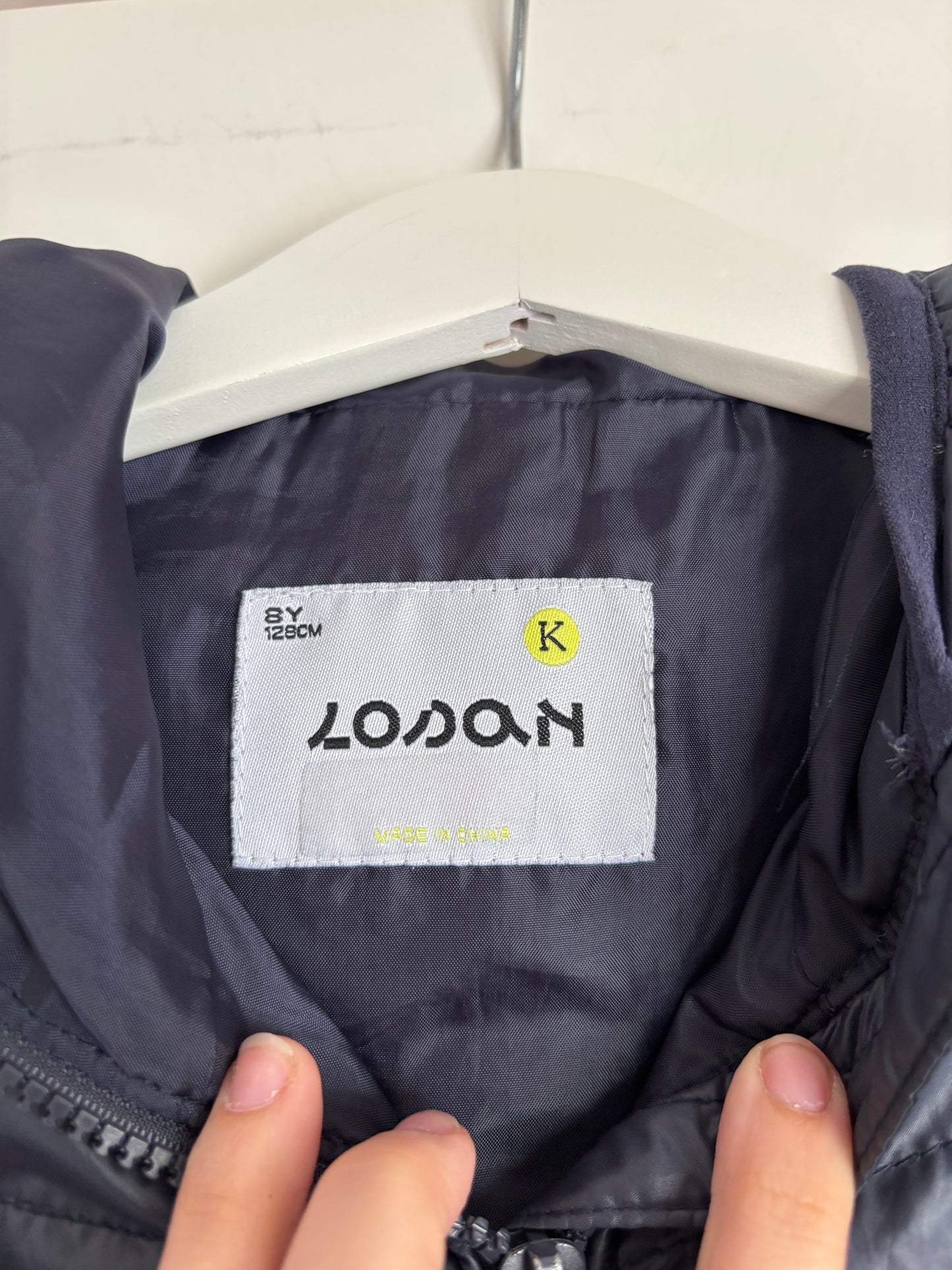 Marineblauwe tussenseizoensjas