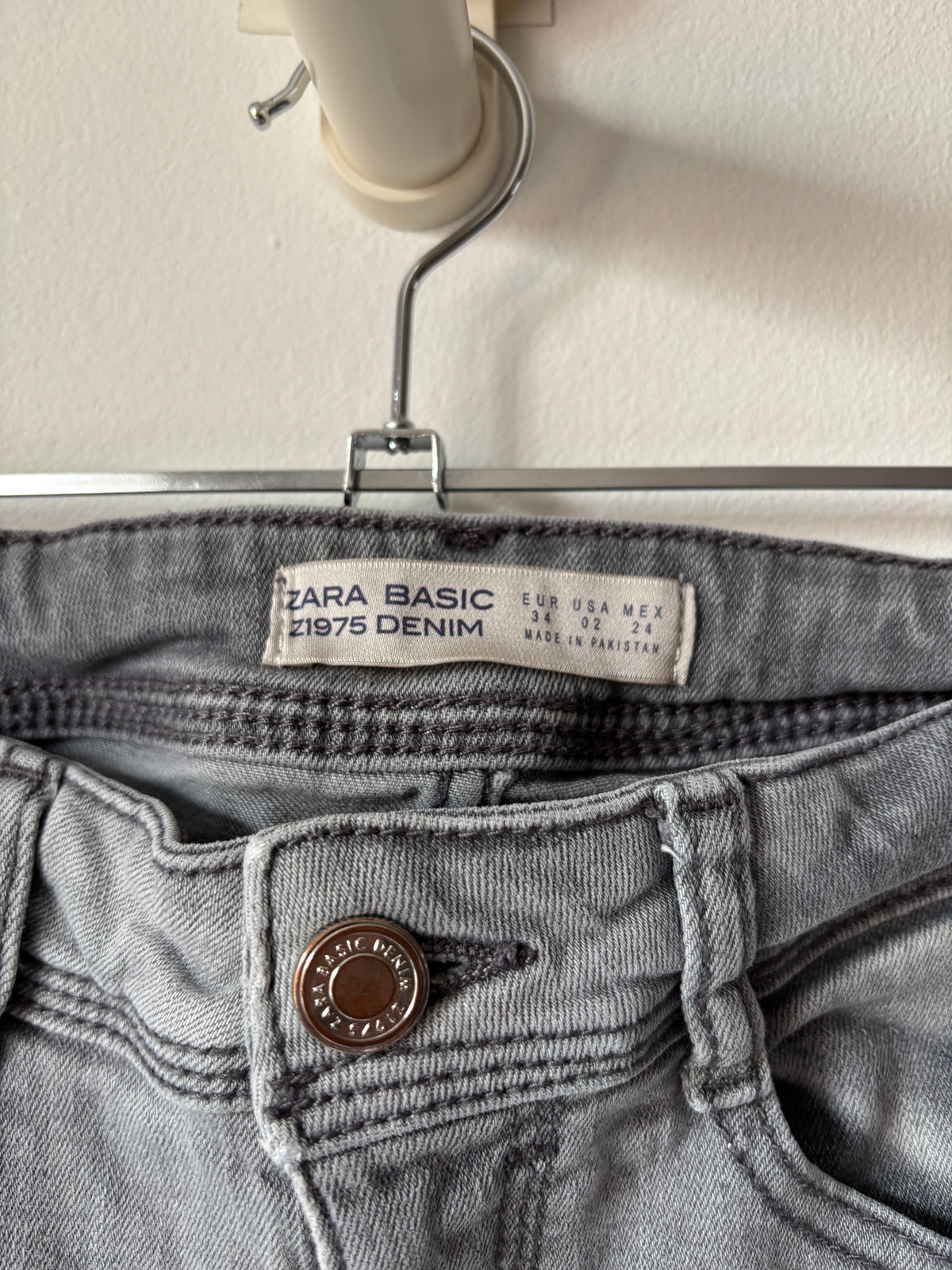 Lichtgrijze jeansbroek | Zara | XS