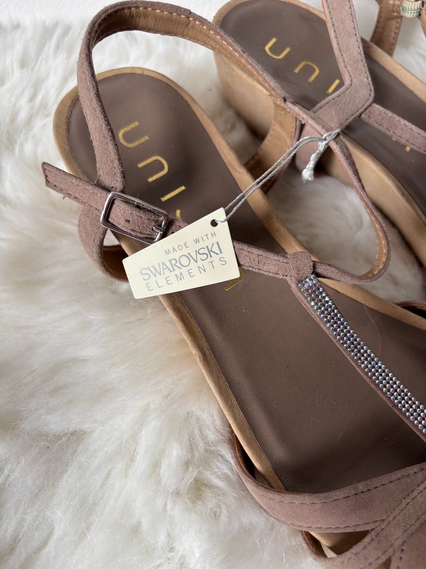 Beige sandalen | Unisa | 38