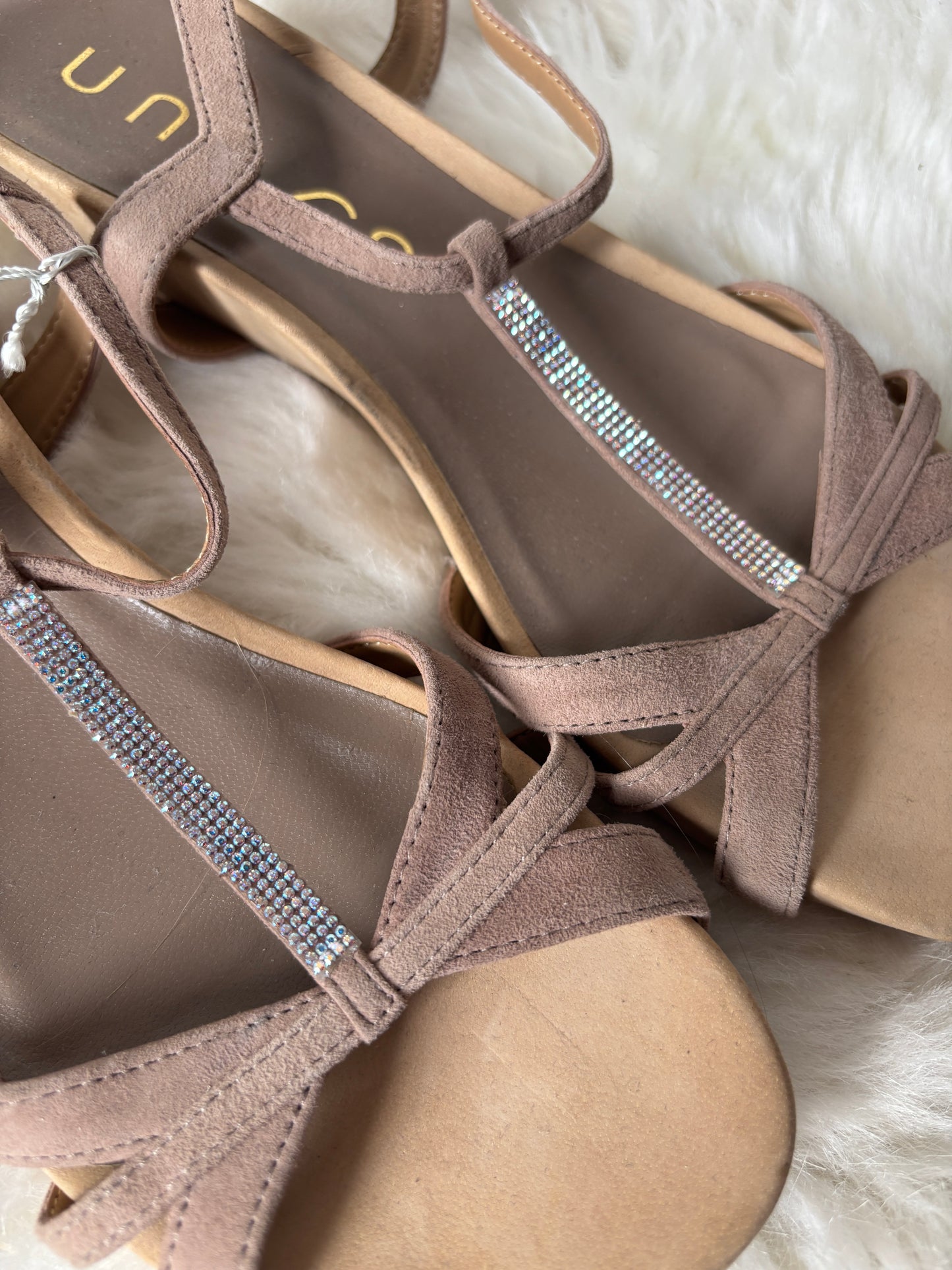 Beige sandalen | Unisa | 38